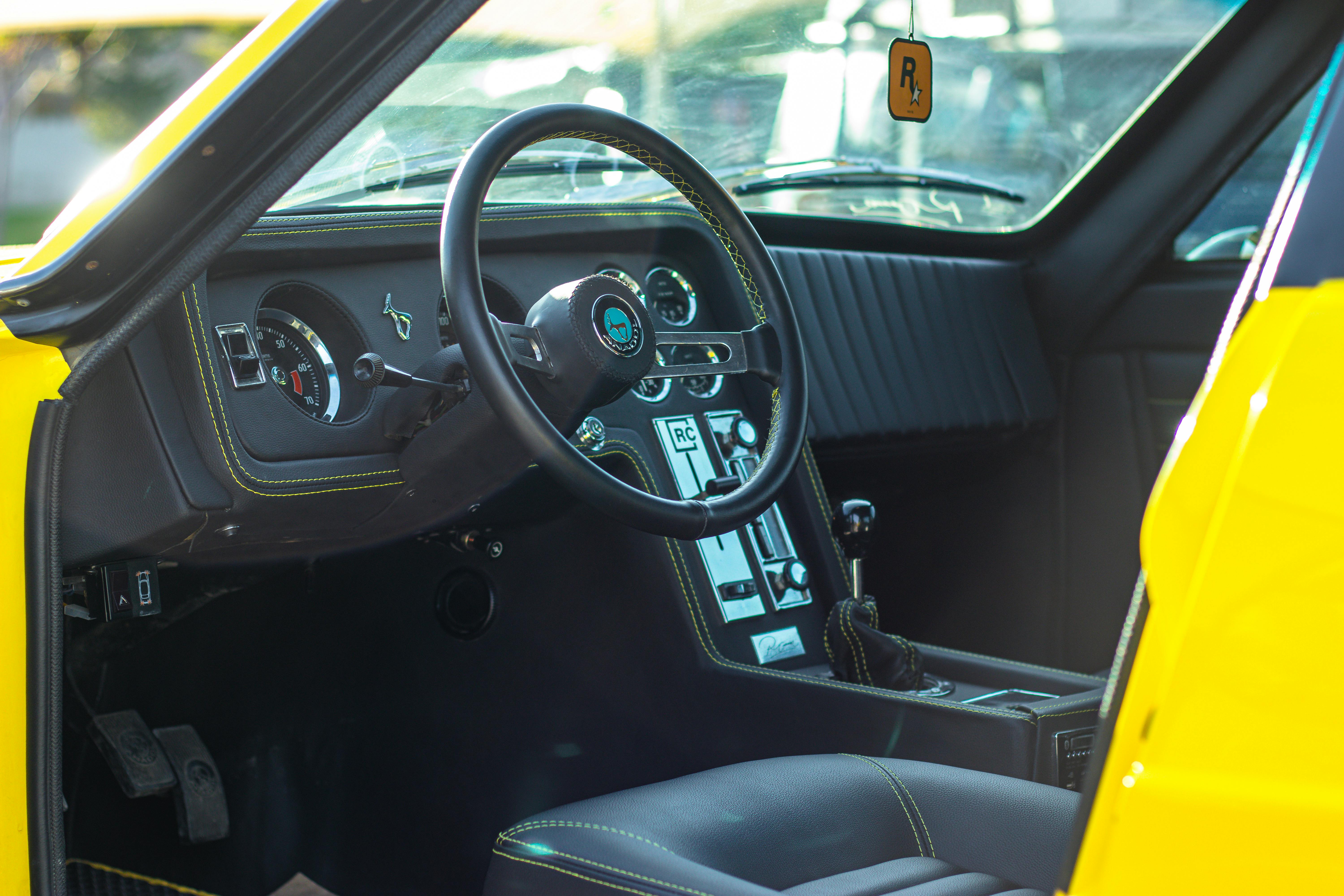 jak wystawic fakture na pranie tapicerki ssmochofowej