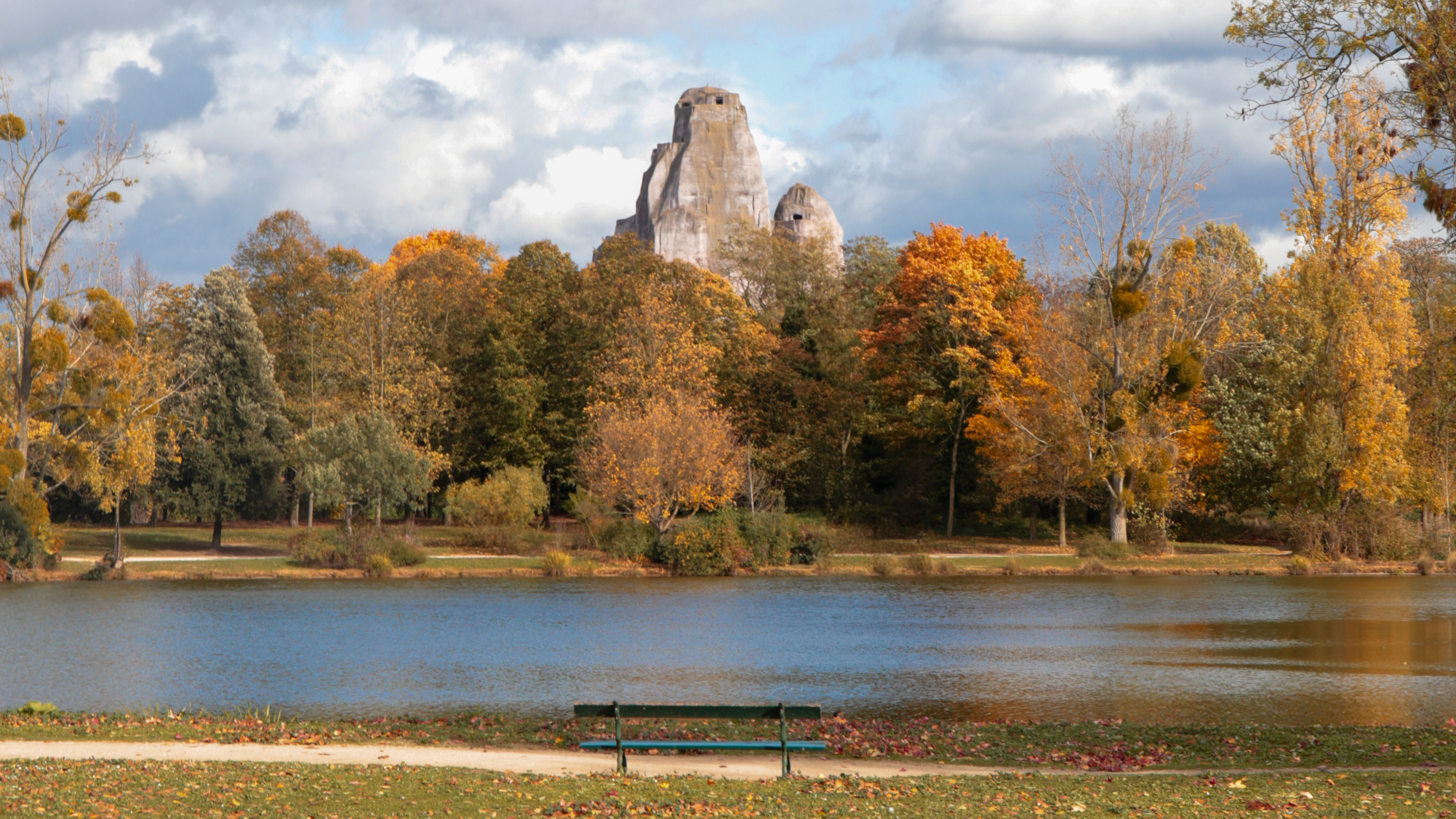 Parc de Forest — the southern green edge