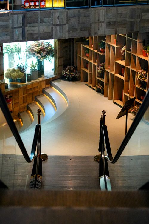 Stylish Interior of Wine Cellar in Porto · Free Stock Photo