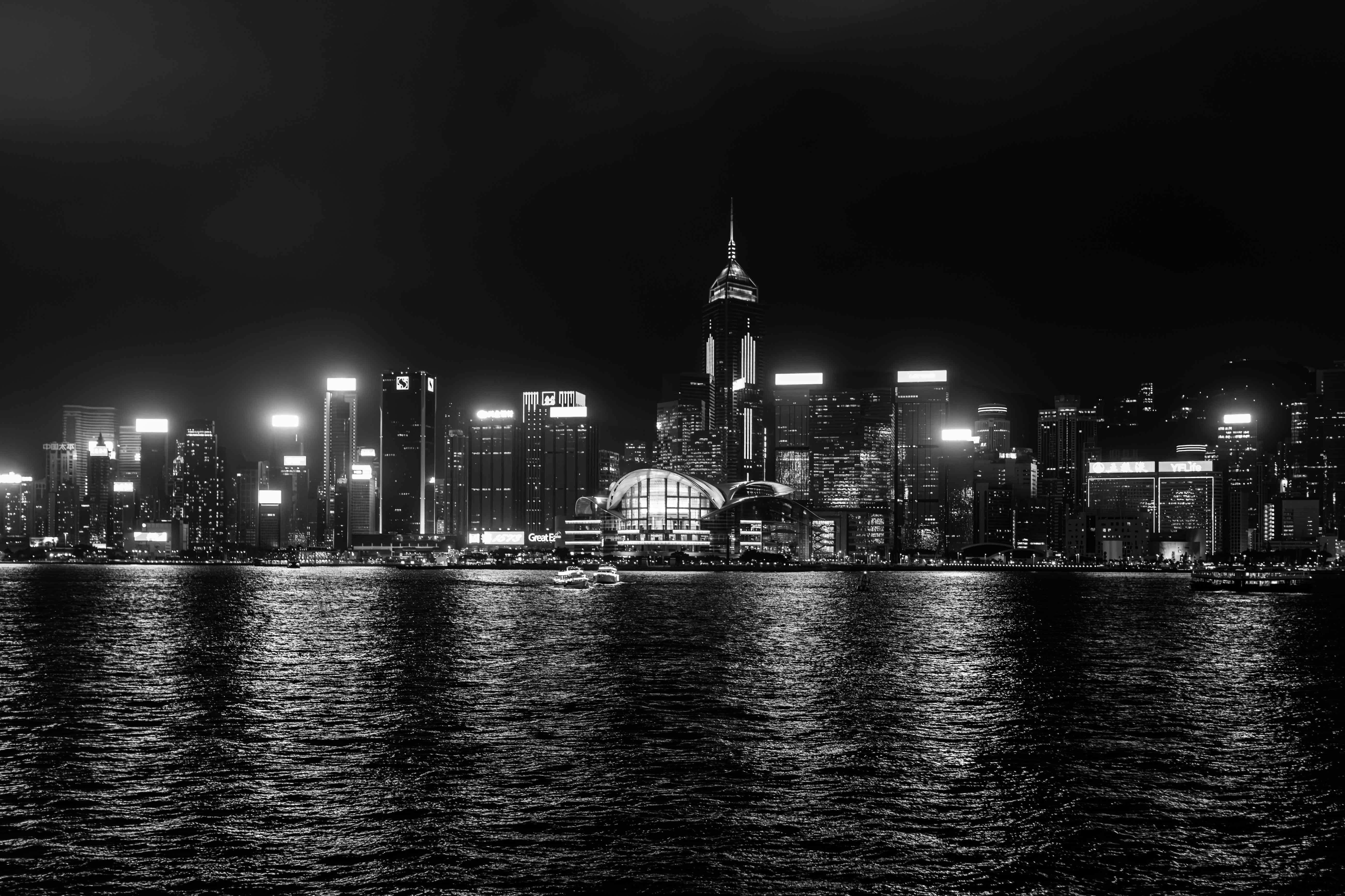 財經：領展中期可分派總額下滑5.5%至32.8億元