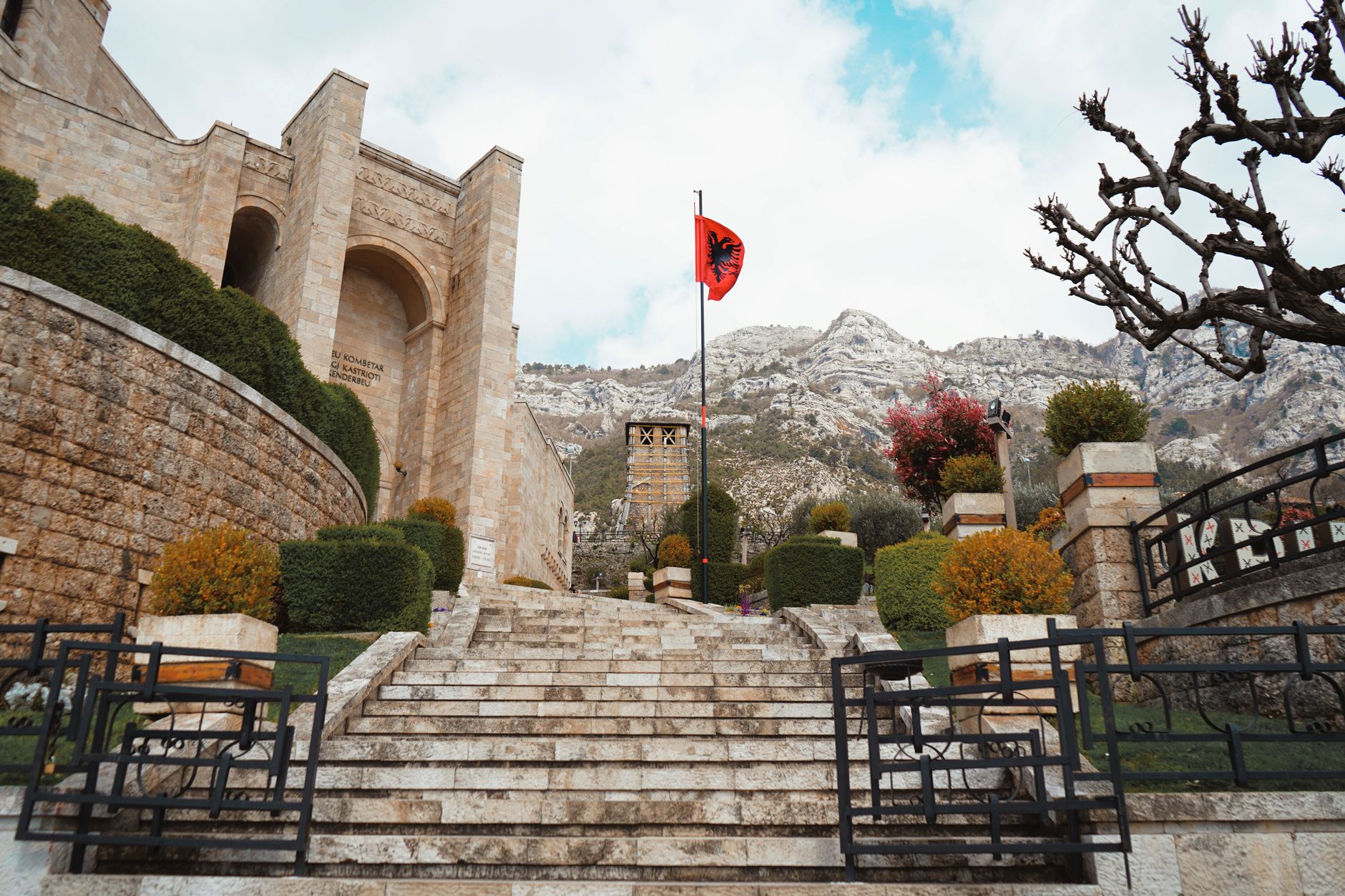 Le château de Krujë et le musée national Skanderbeg