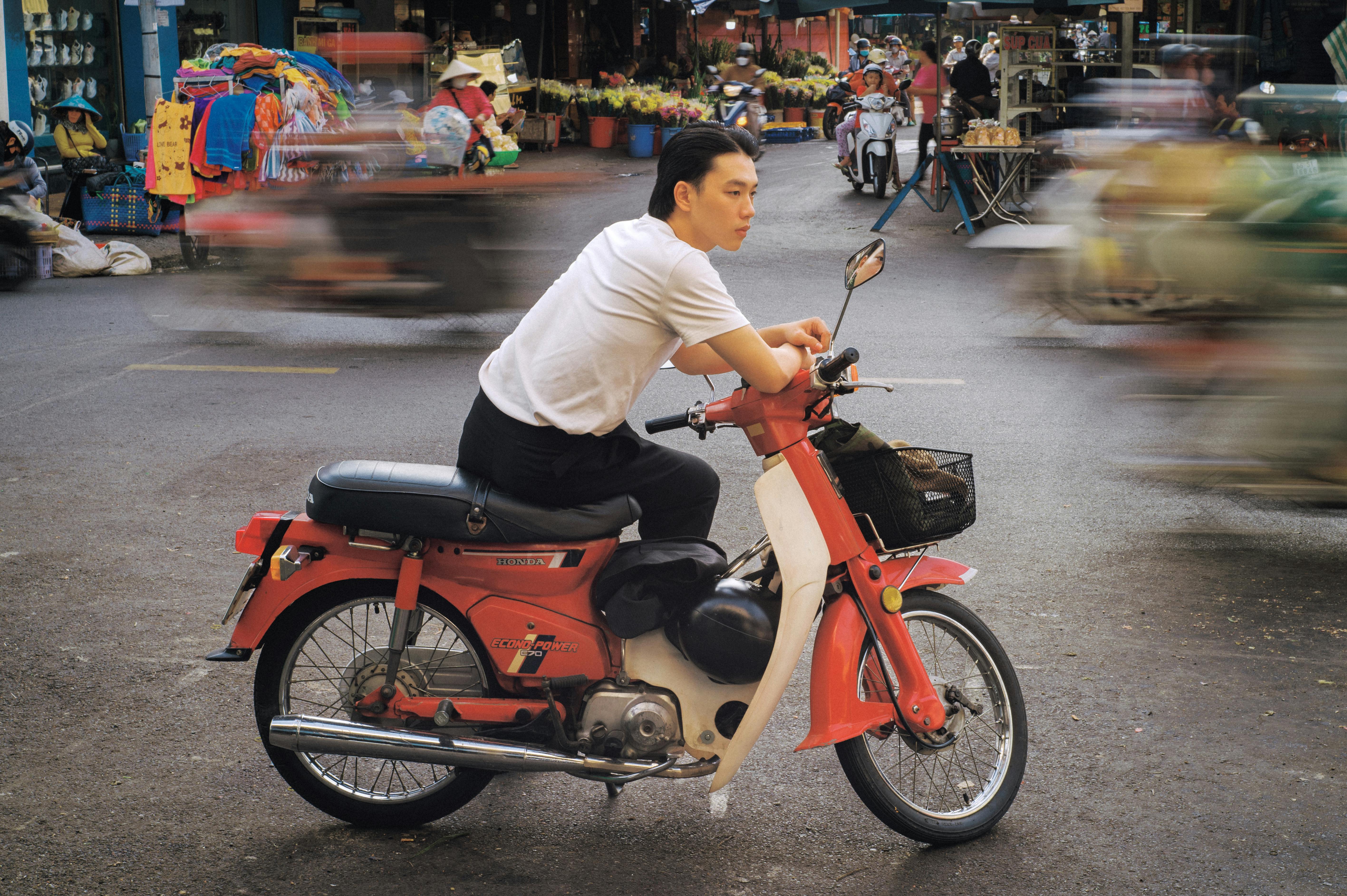 揭秘好萊塢演員的收入與奢華生活現況