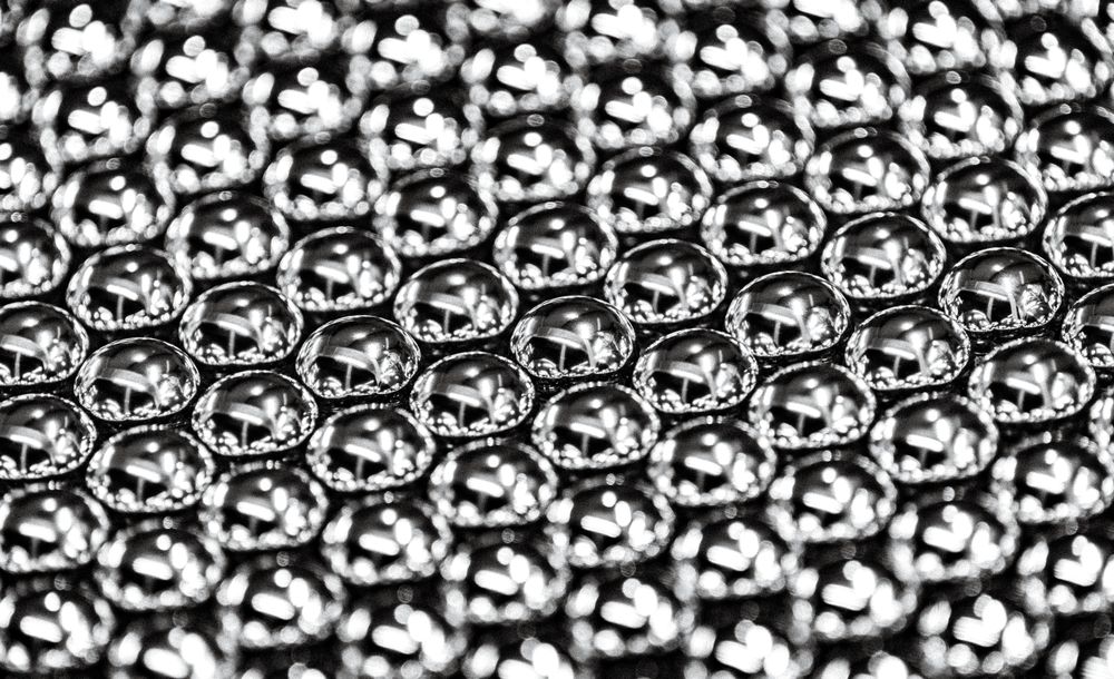 Field of polished spheres, monochrome — Marek Piwnicki on Pexels