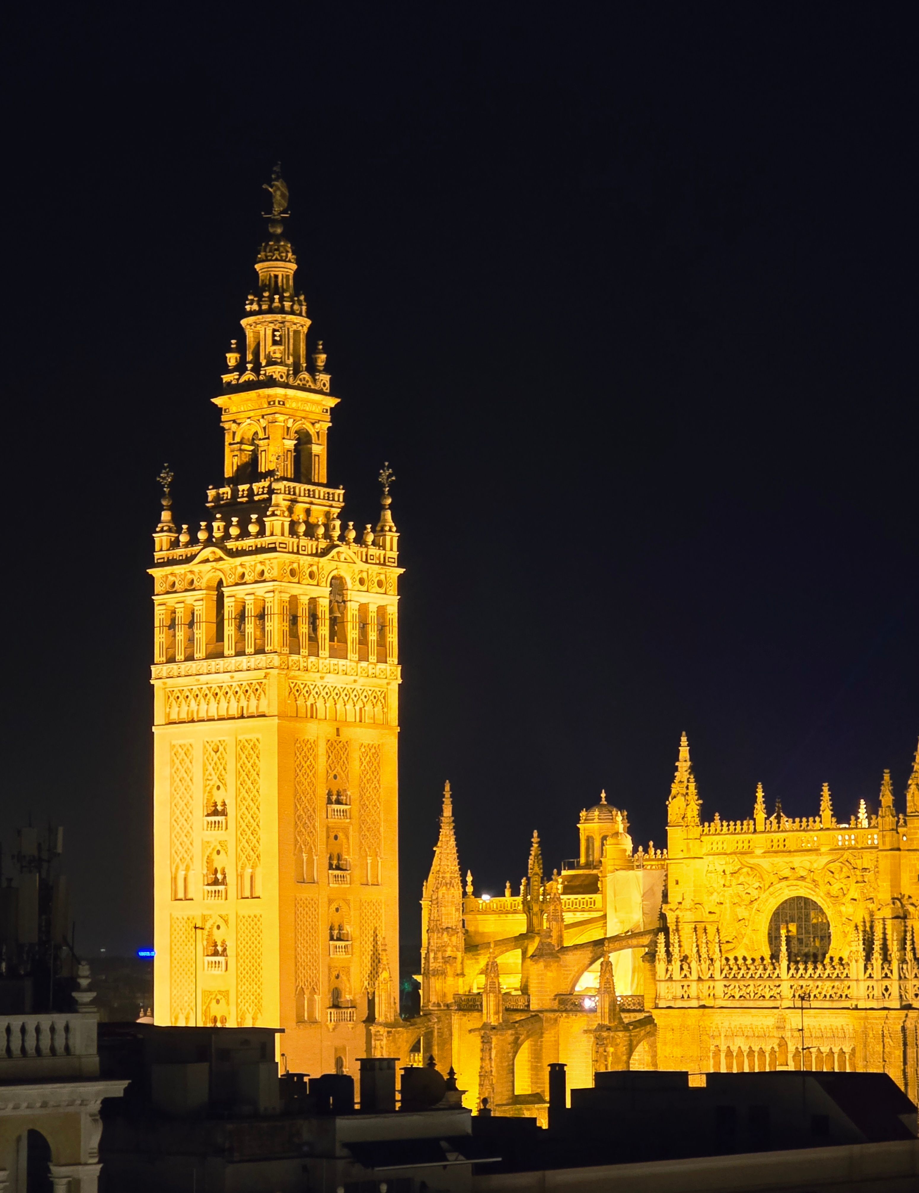 ¡Chollo total! Hotel en Sevilla centro histórico por SOLO 12€ la noche
