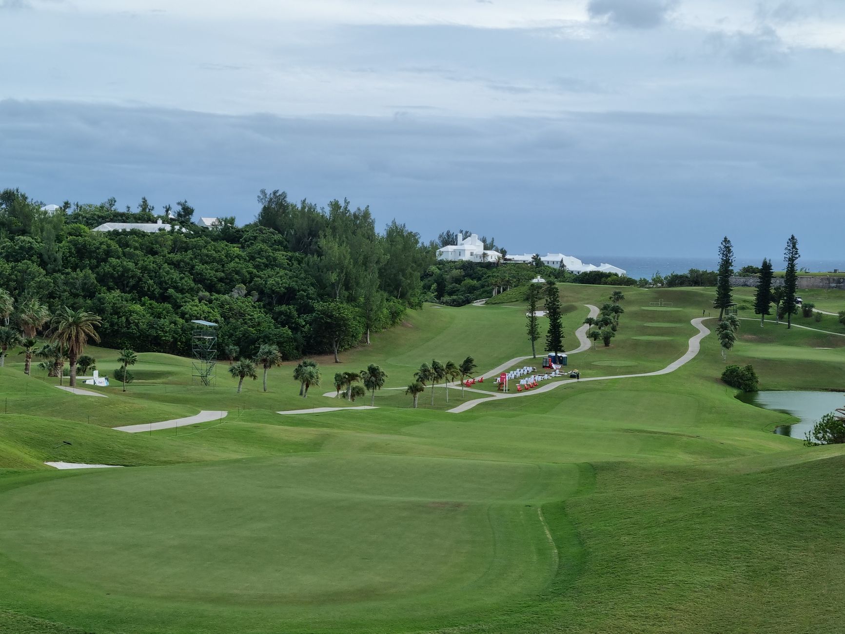 Betschart & MacFarlane Win Golf Championship — Bermuda Observer