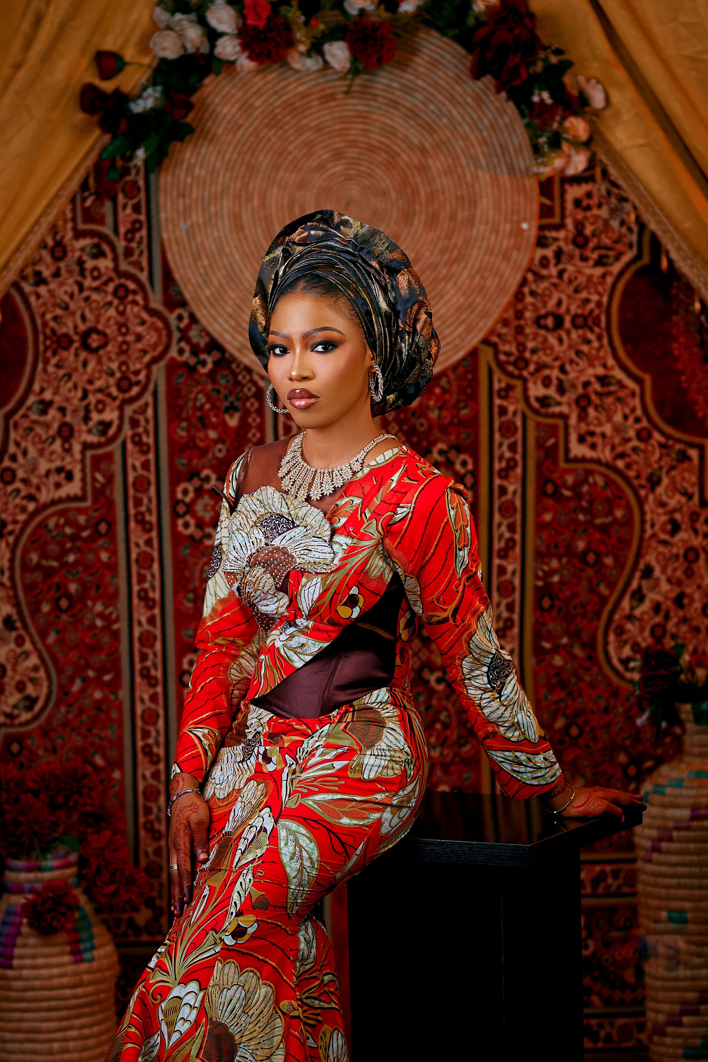 Elegant Woman in Traditional African Attire · Free Stock Photo