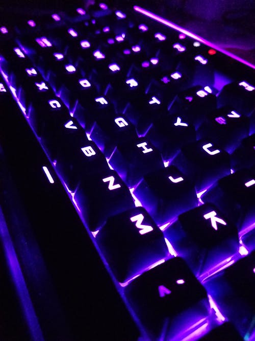 Gratis stockfoto met keyboard, moderne technologie, neon