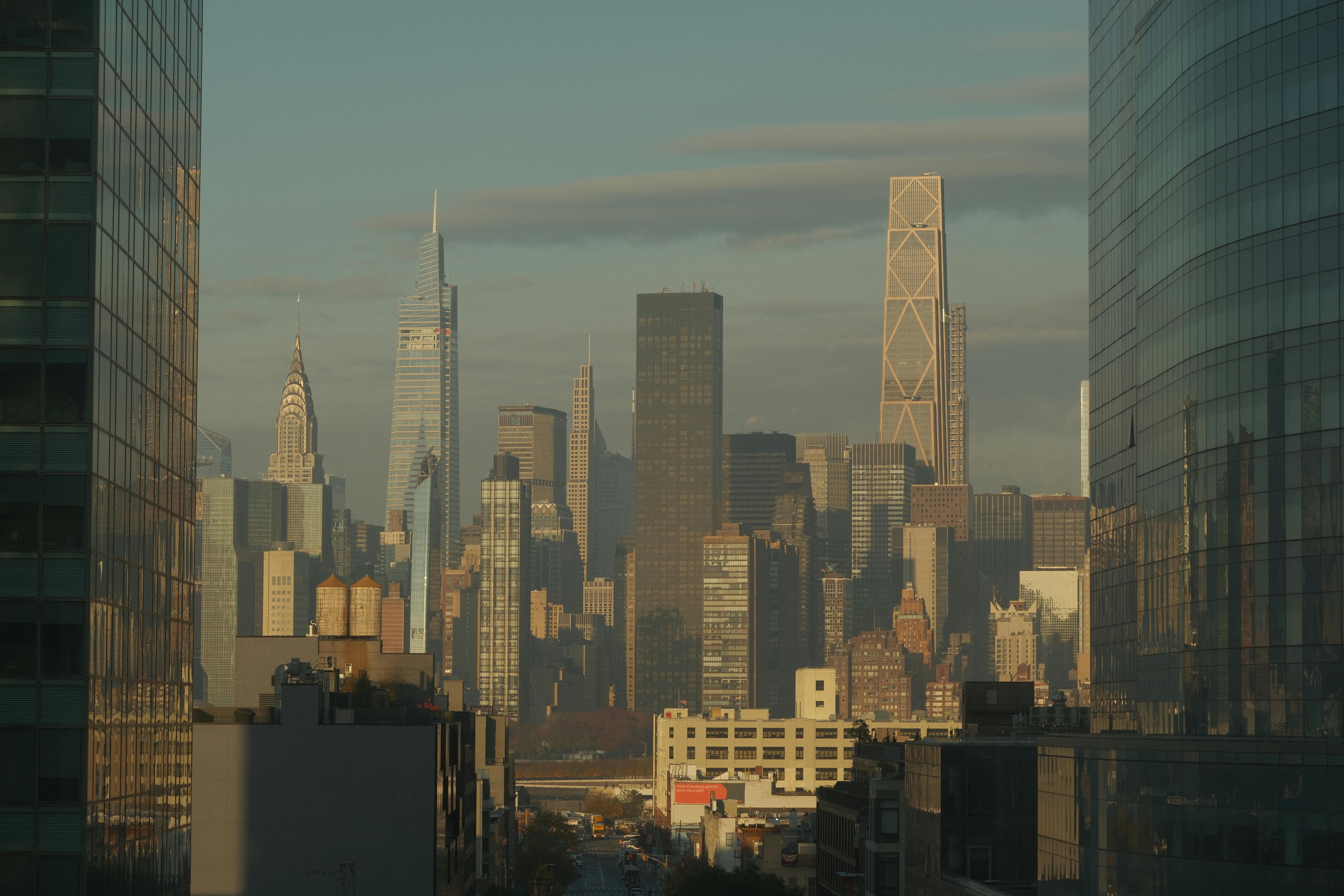 政治：政院版財劃法草案出爐 邱議瑩呼籲柯志恩明確表態支持