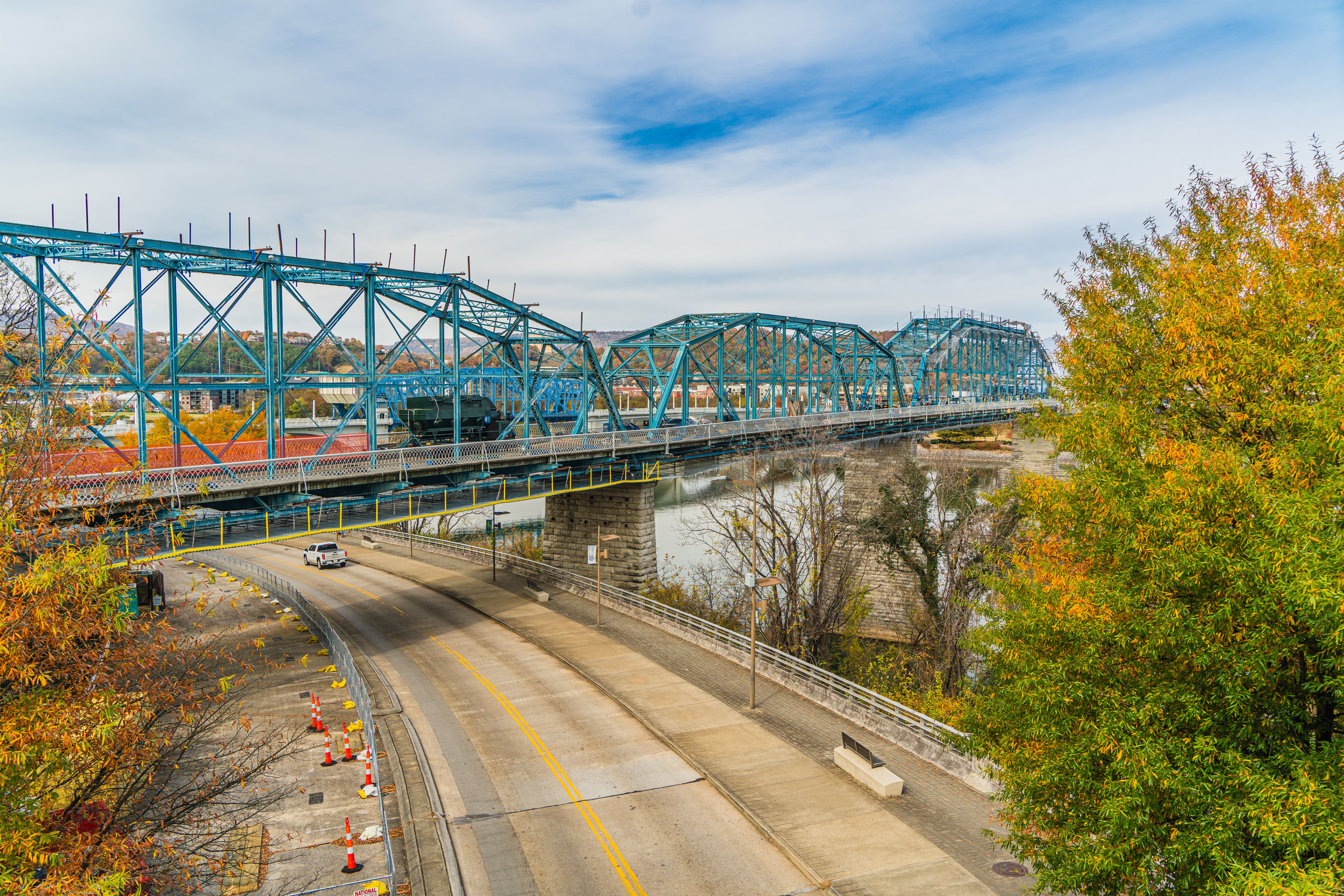 Discover the iconic Walnut Street Bridge in Chattanooga with stunning fall colors and river views.