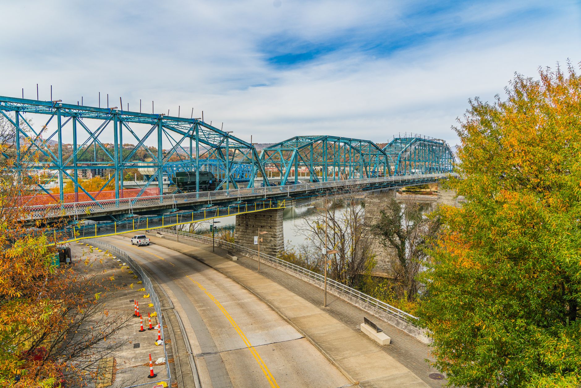 Discover the iconic Walnut Street Bridge in Chattanooga with stunning fall colors and river views.