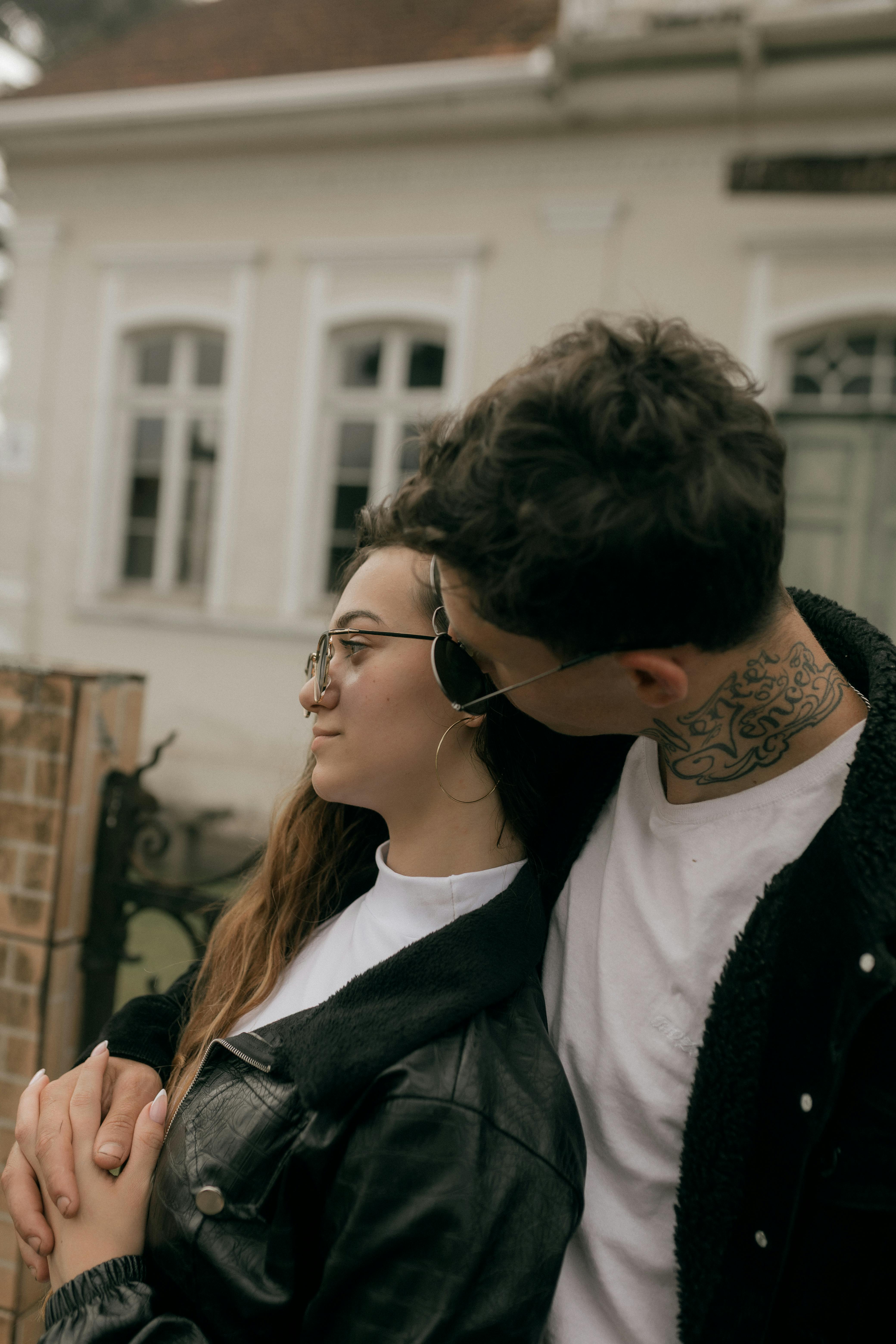 Portrait of Portuguese young couple testimonial avatar