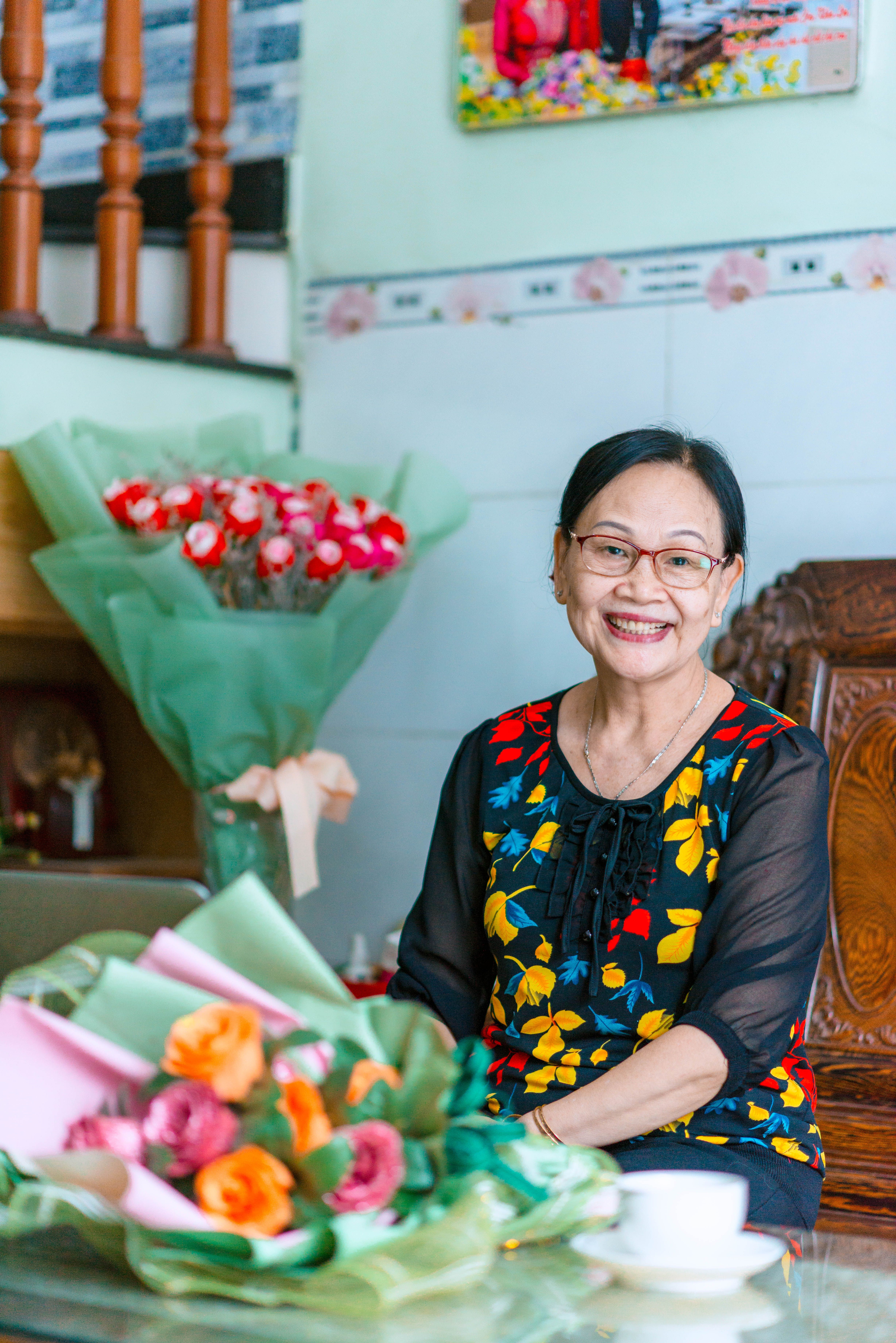 Hồng Ngọc tìm thấy bình yên trong những công việc nhà thường ngày ở tuổi 48