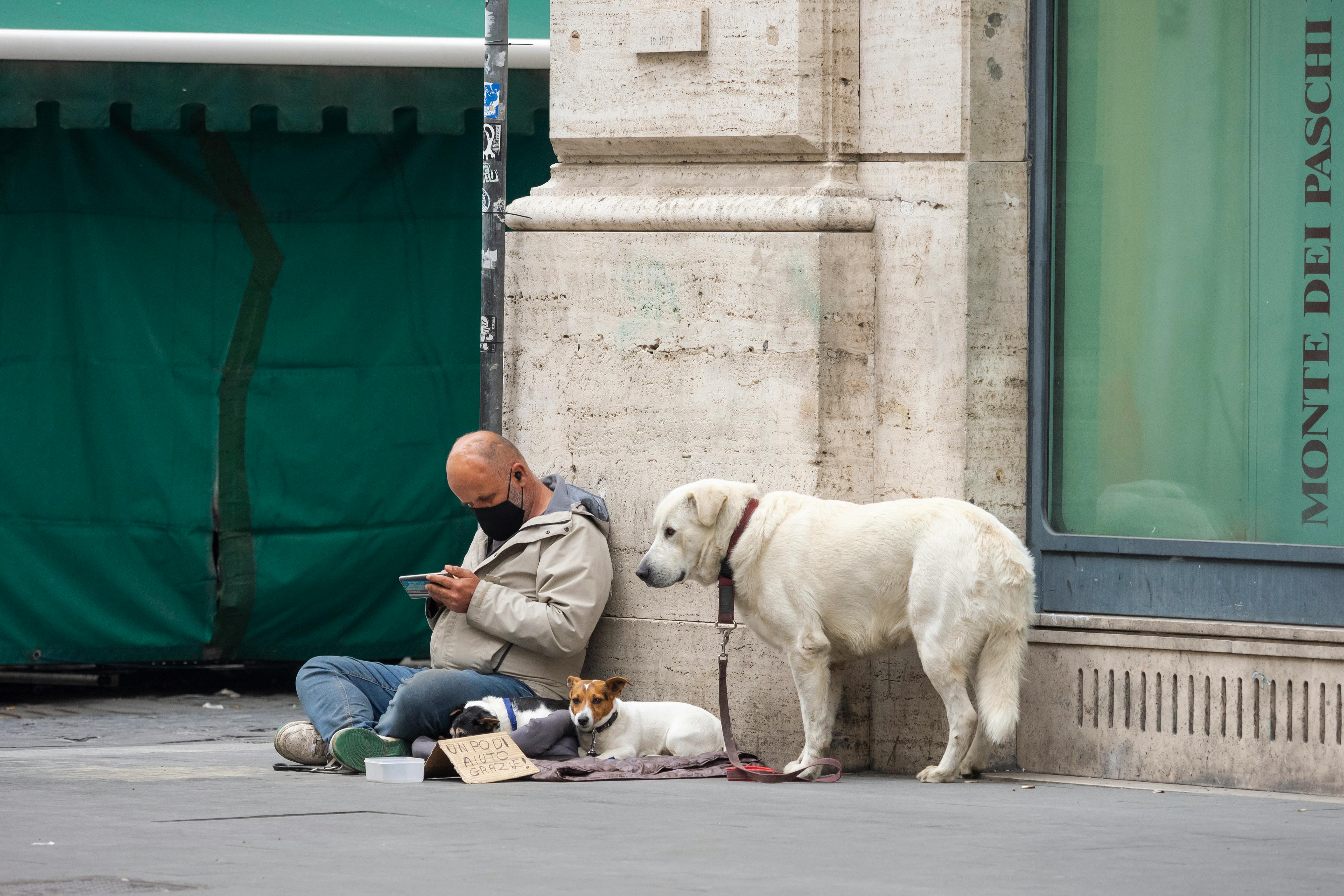 財經青紅燈｜搶錢大戰何時休？市場競爭激烈解讀