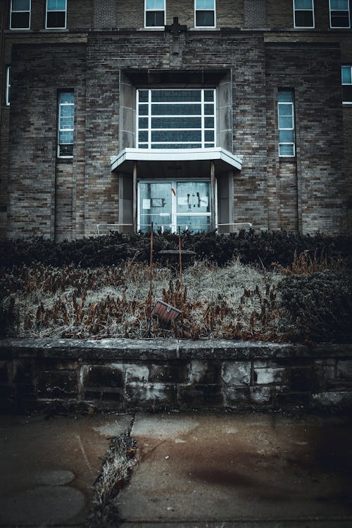 Foto profissional grátis de assombrado, assustador, edifício velho