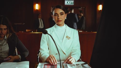 Free Middle Eastern businesswoman in a Baghdad conference, poised and confident, symbolizing leadership. Stock Photo