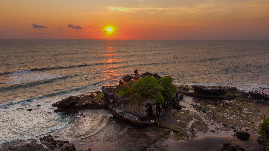 which temple has the best sunset bali?