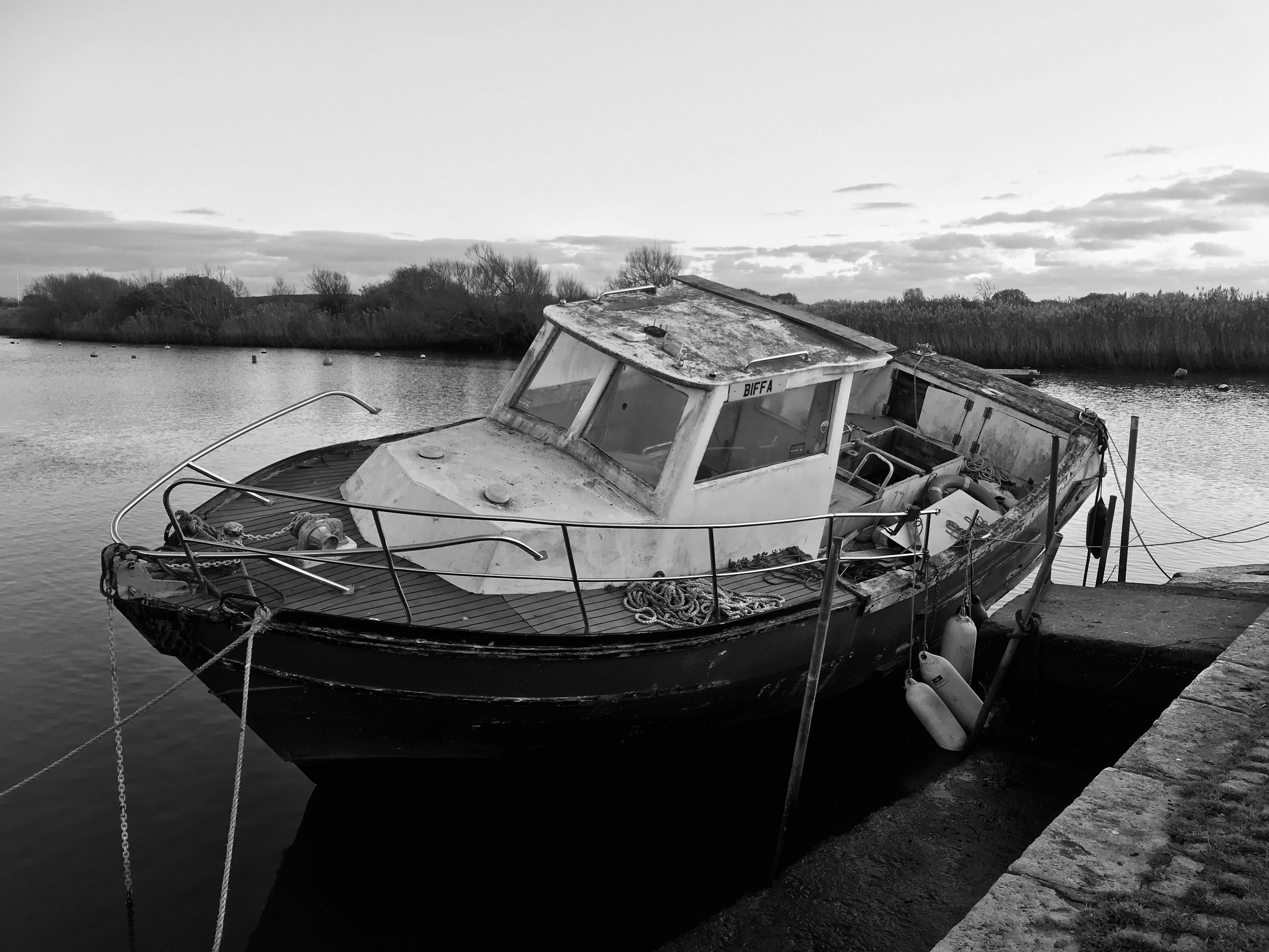 財經：松山文創園區假日慶典：古蹟、市集與經典古董車文化盛會