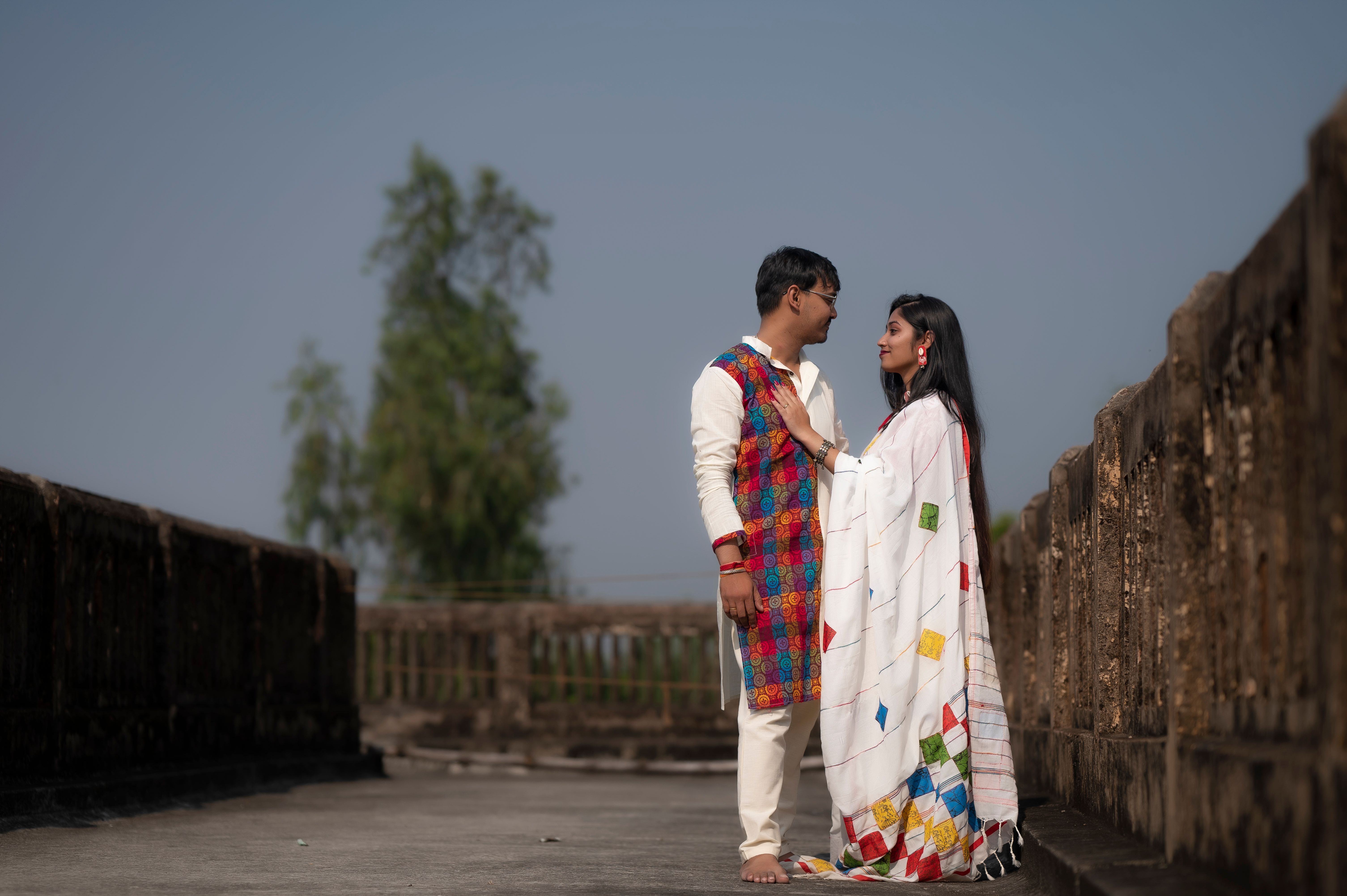 Romantic Couple in Traditional Indian Attire · Free Stock Photo