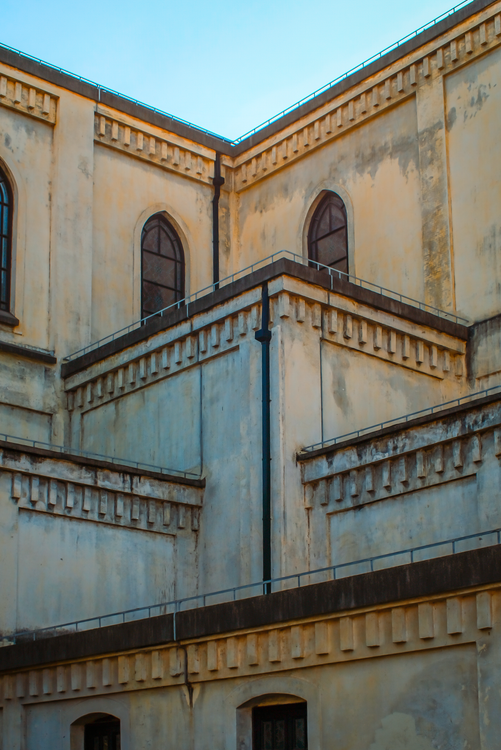 Rustic Function Hall Window Façade Rustic Architectural Facade with Vintage Charm · Free Stock Photo