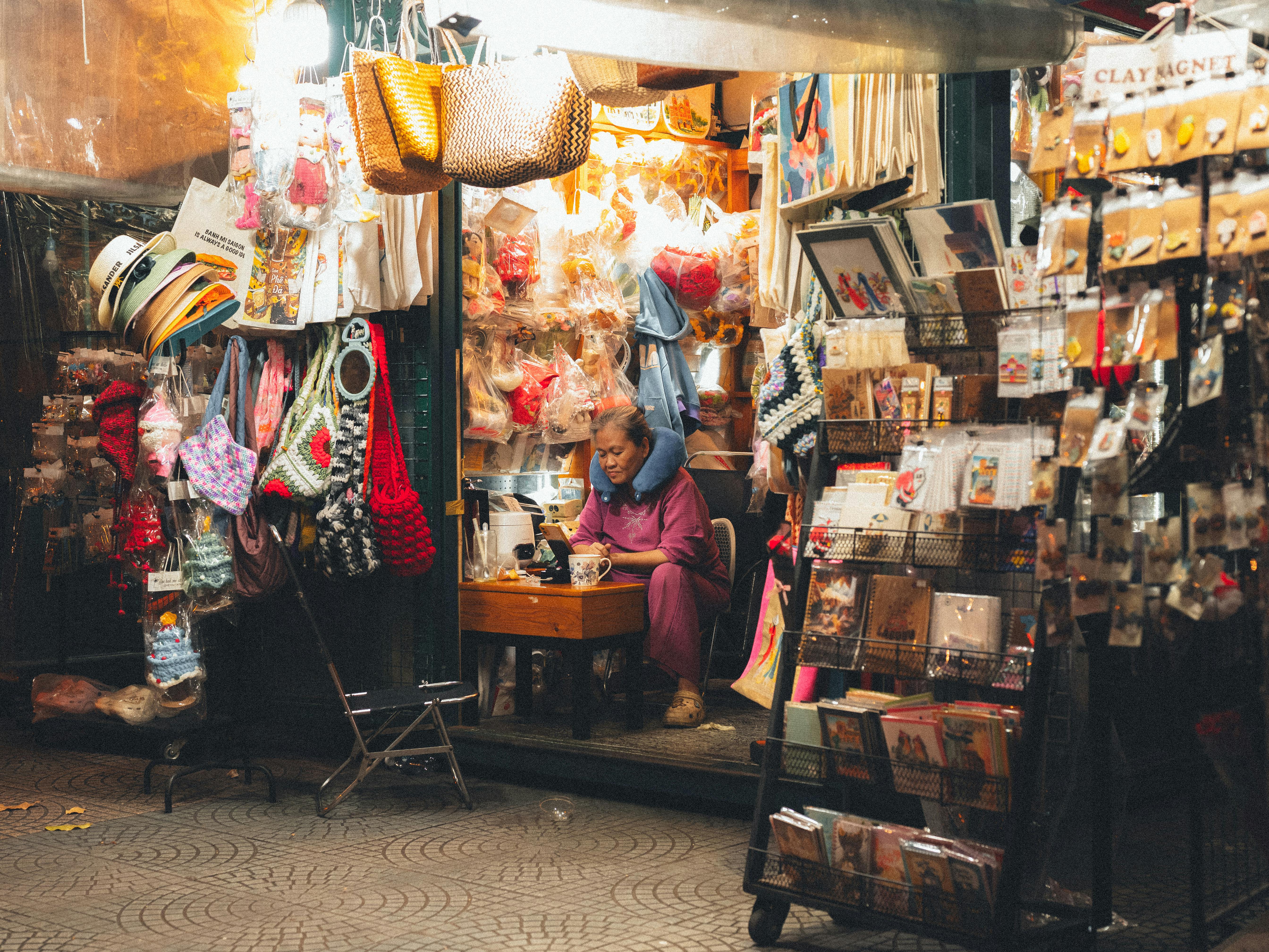 general lifestyle shop — Photo by Nguyen Duc Toan on Pexels