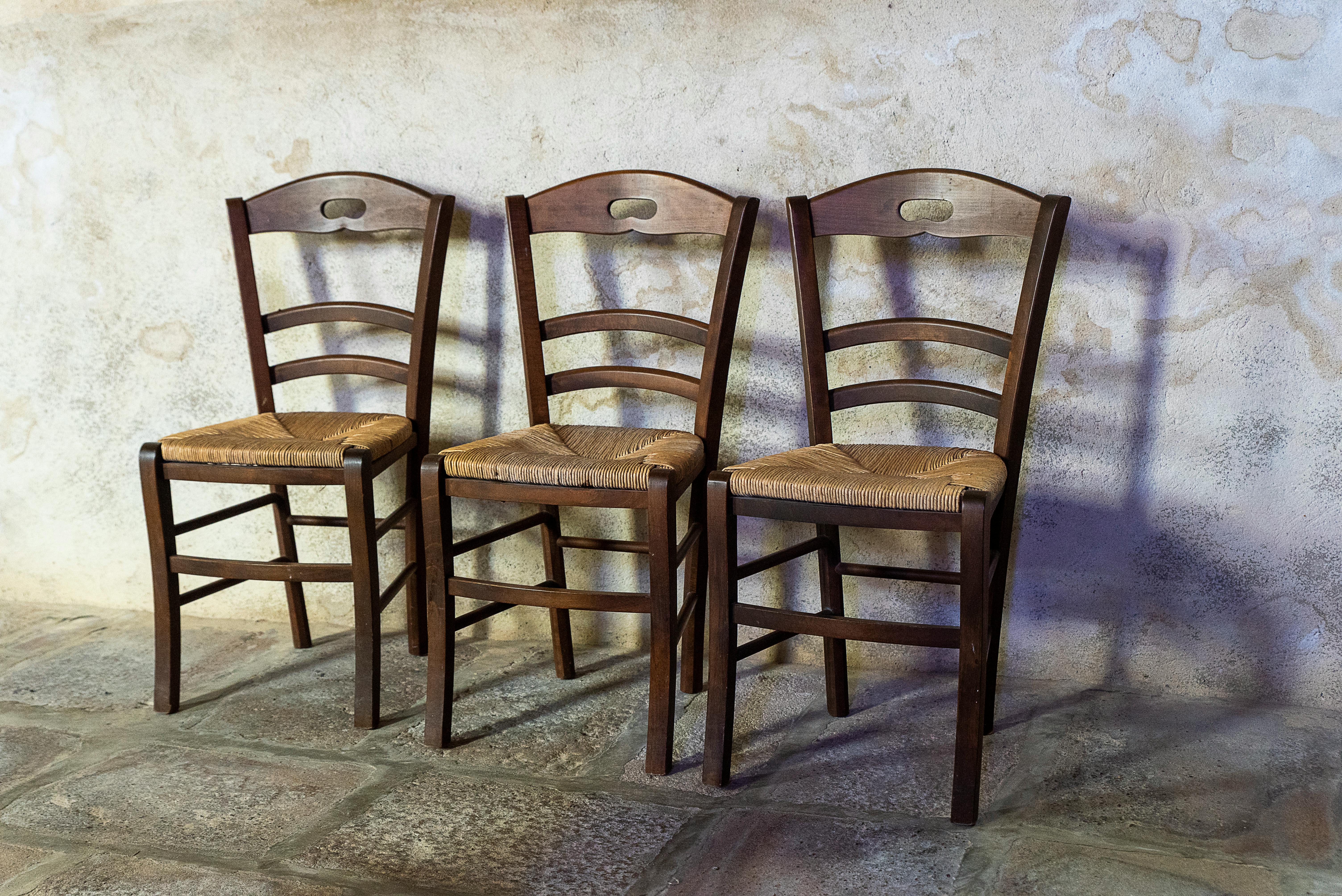 財經：松山文創園區假日慶典：古蹟、市集與經典古董車文化盛會