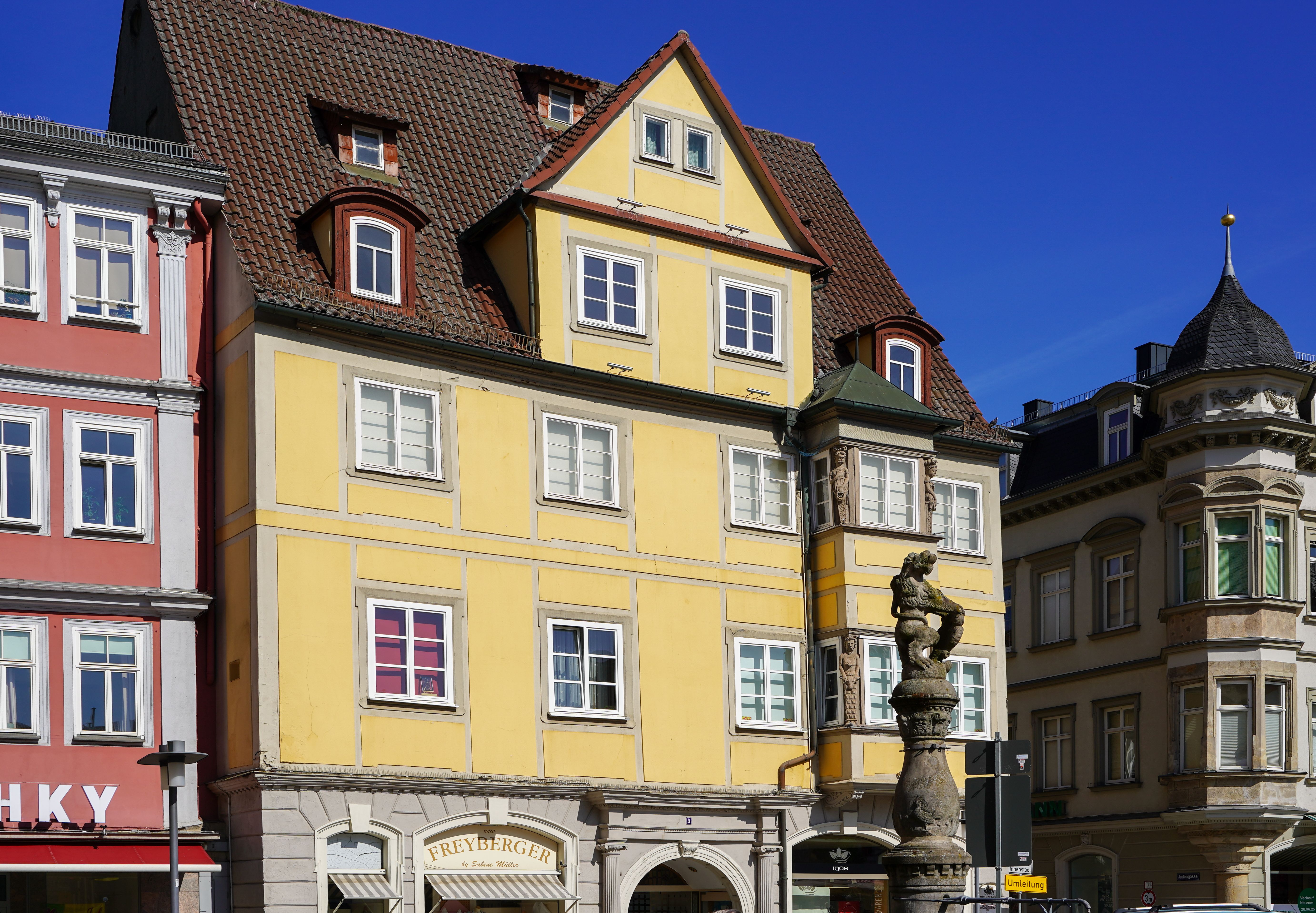 Rynek i historyczne centrum