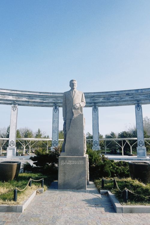 Free Monument of a historical figure in an outdoor park in Konaev, Kazakhstan, showcasing cultural heritage. Stock Photo