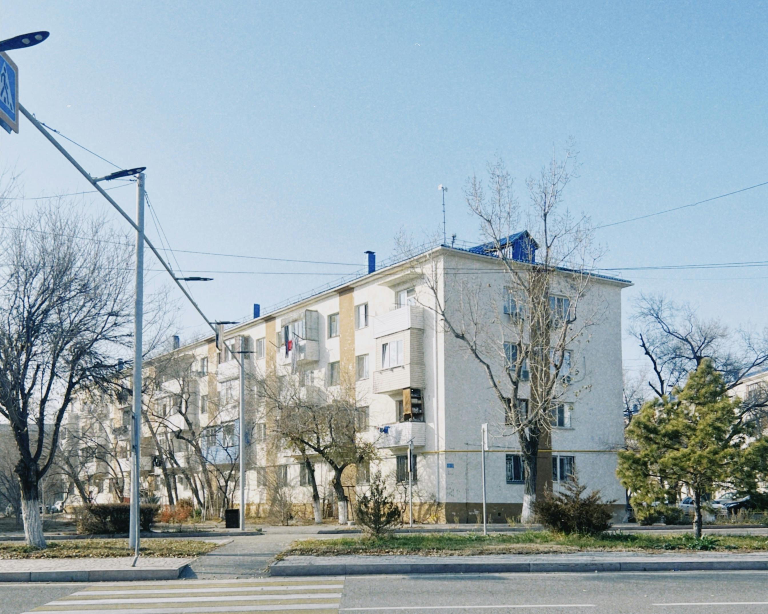 lifestyle hours habit building — Photo by Aibek Skakov on Pexels