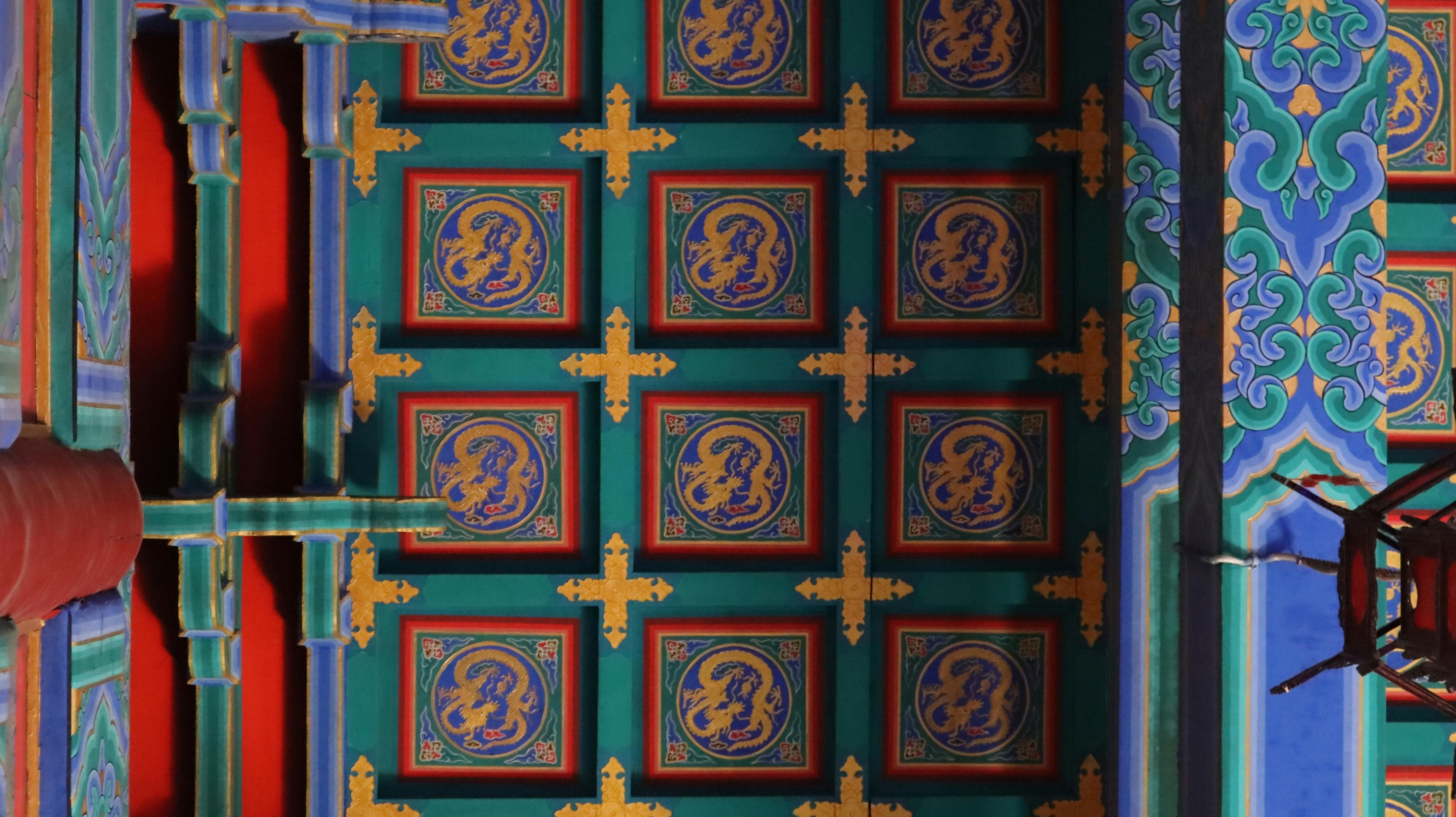 從羅塞蒂《莉莉絲夫人》看現代快樂生活的啟示