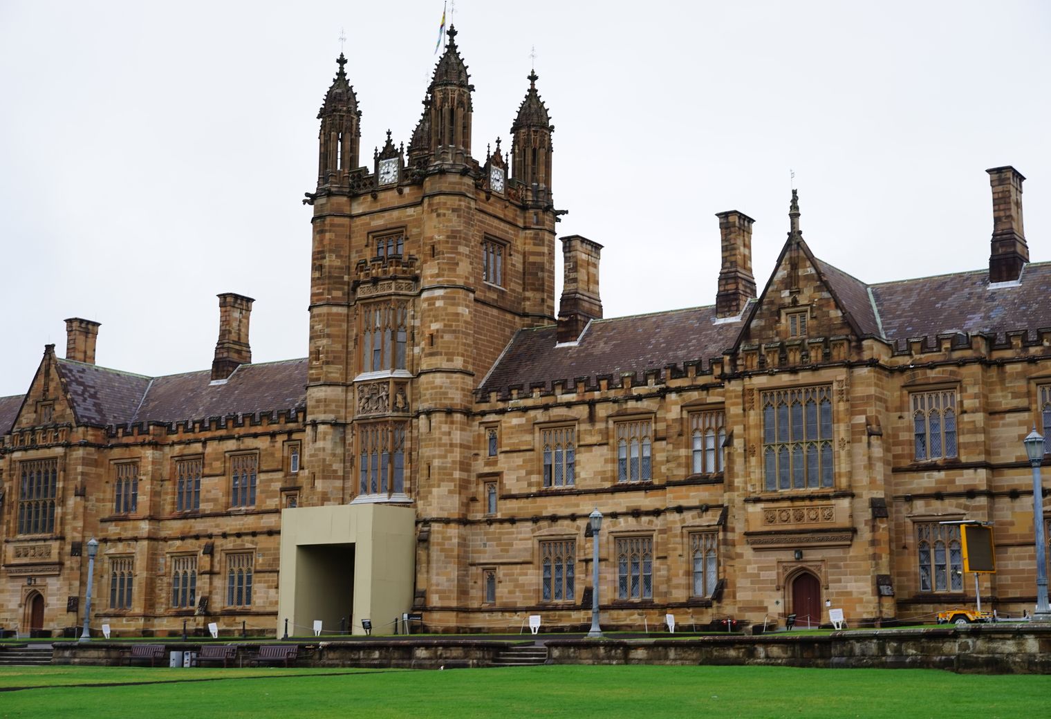 Beenham — student move with boxes and a van