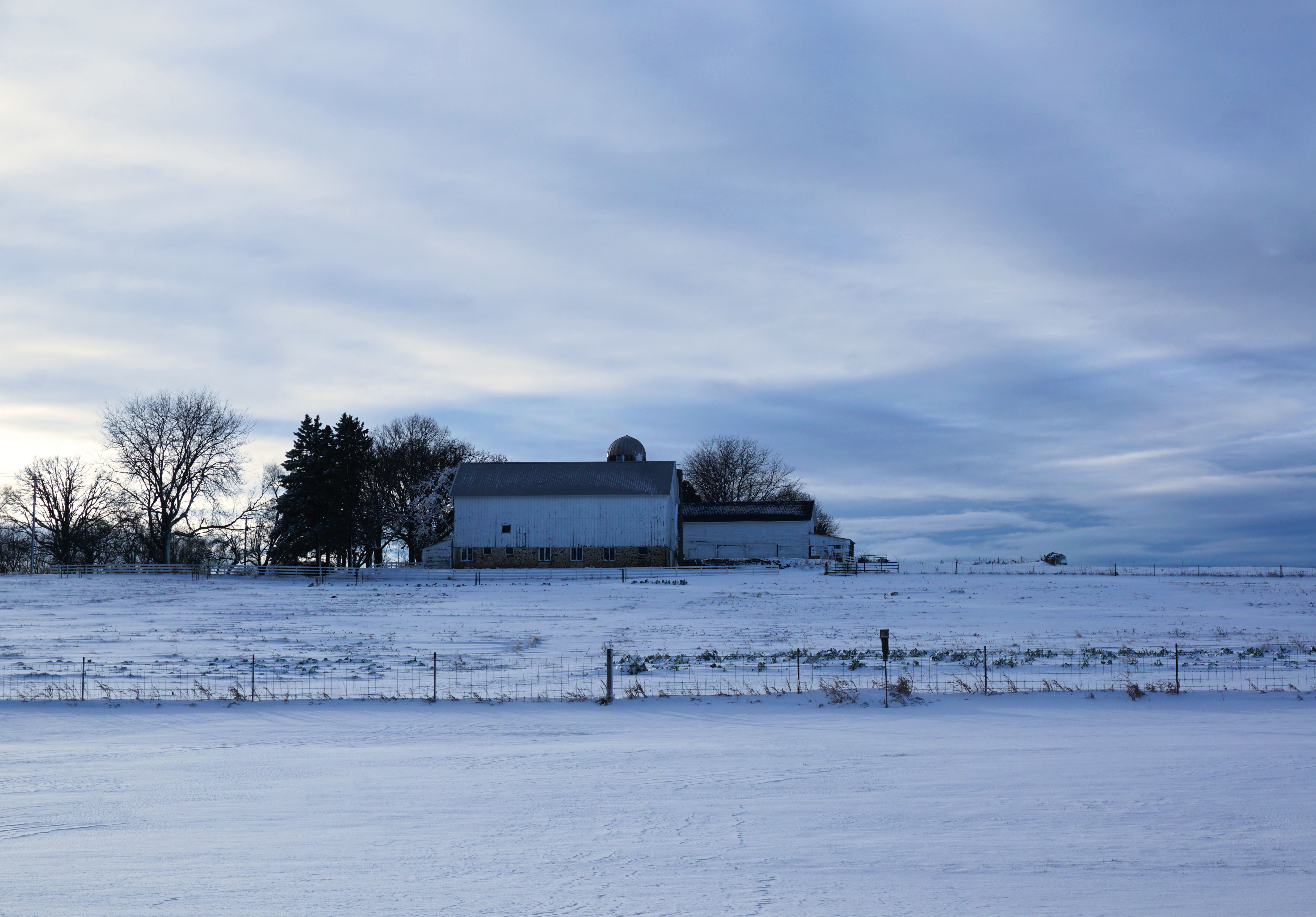 Peaceful Winter Farm Landscape with Barn · Free Stock Photo