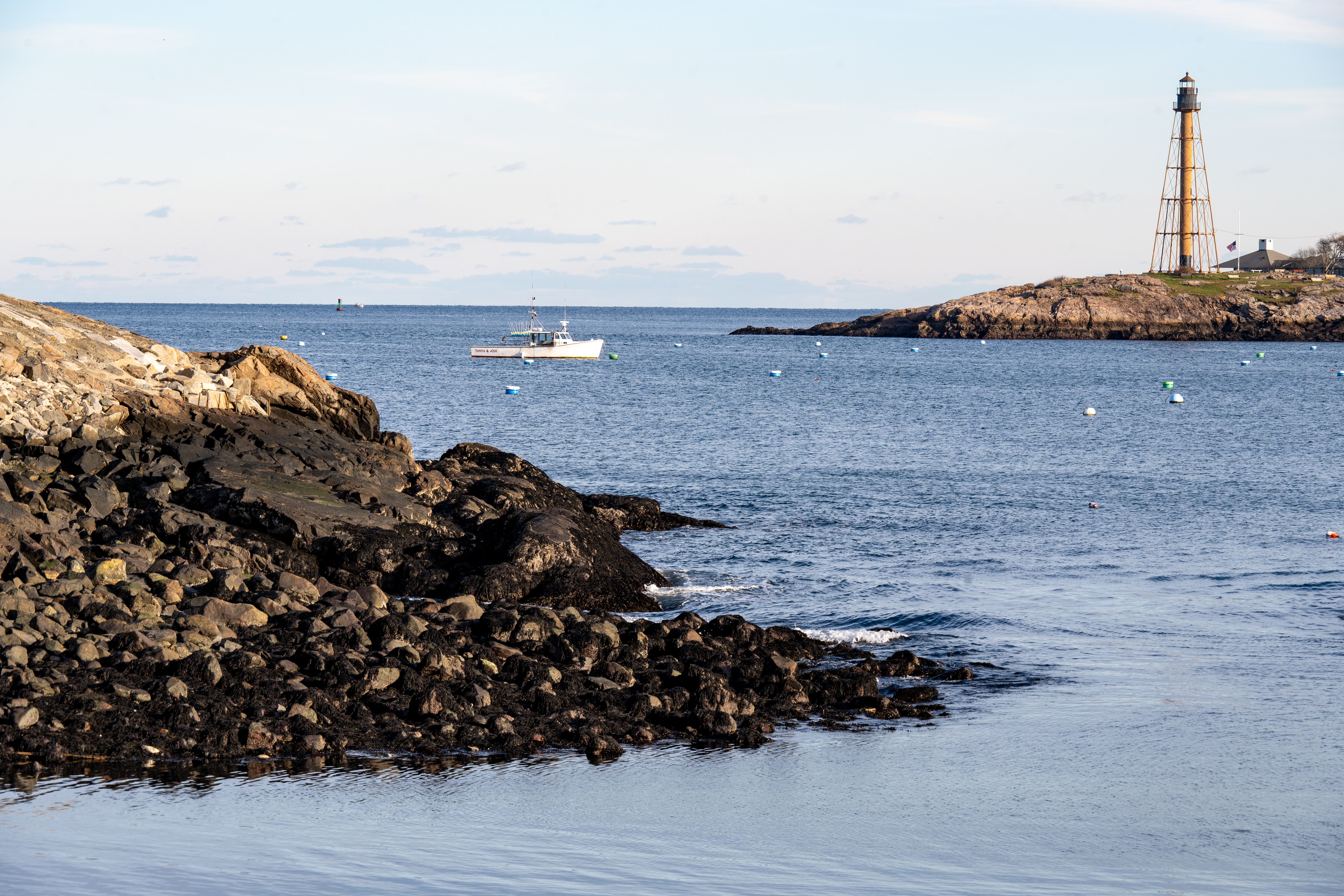 Tidal Marshes and Granite Headlands: A Day-Trip Escape to Historic Ipswich and Crane Beach