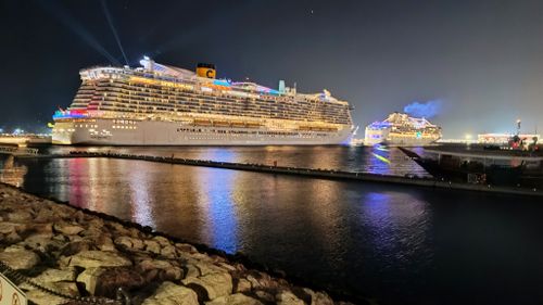 Free Cruise ship Stock Photo