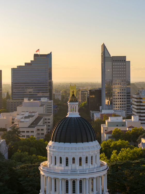 Sacramento State Capitol at Sunset · Free Stock Photo