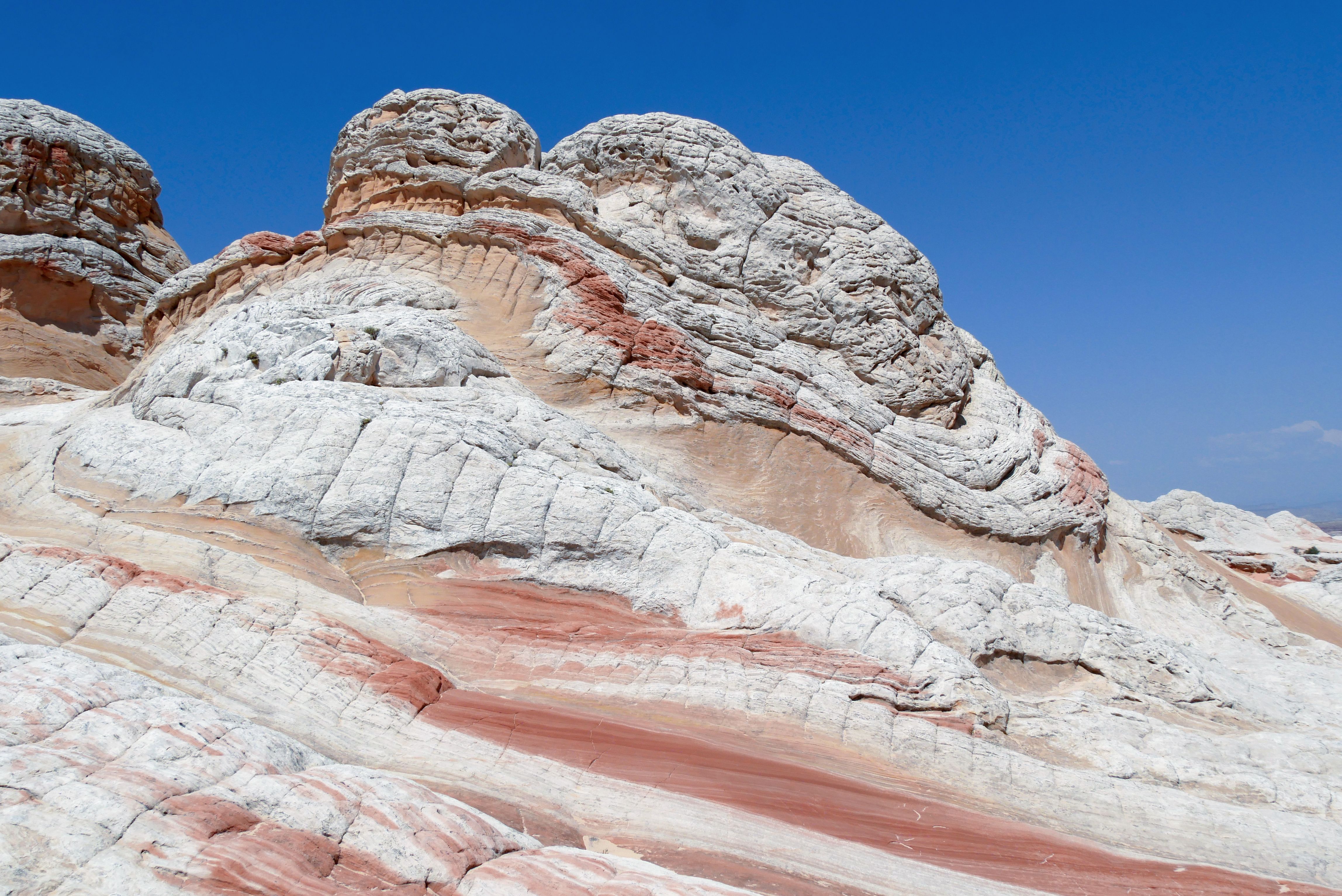 Stunning White Pocket Rock Formation in Arizona · Free Stock Photo