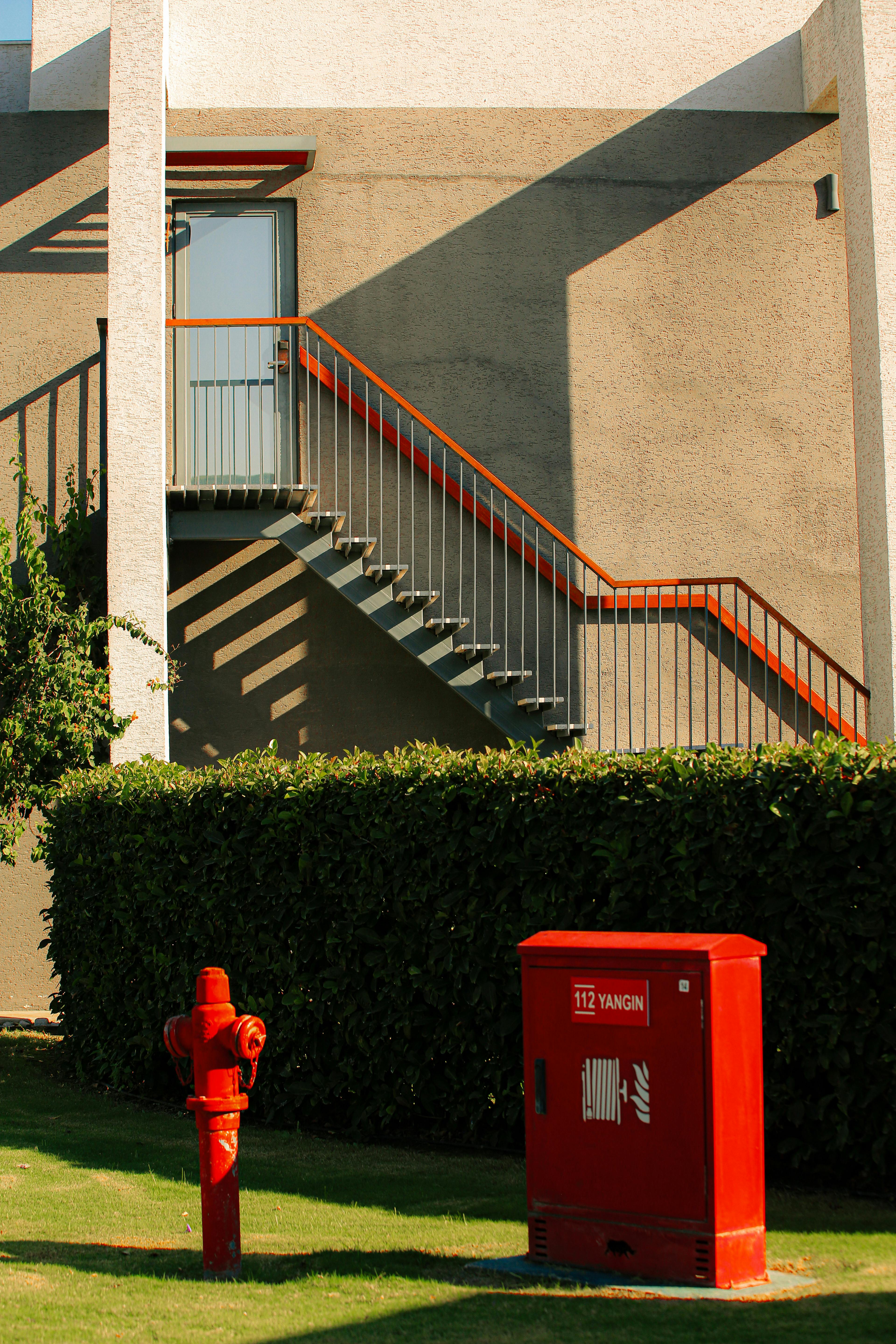 Bakırköy'deki Dairelerde Yangın Güvenliği: Eksik Yangın Merdiveni ile İlgili Bilmeniz Gereken 5 Kritik Nokta