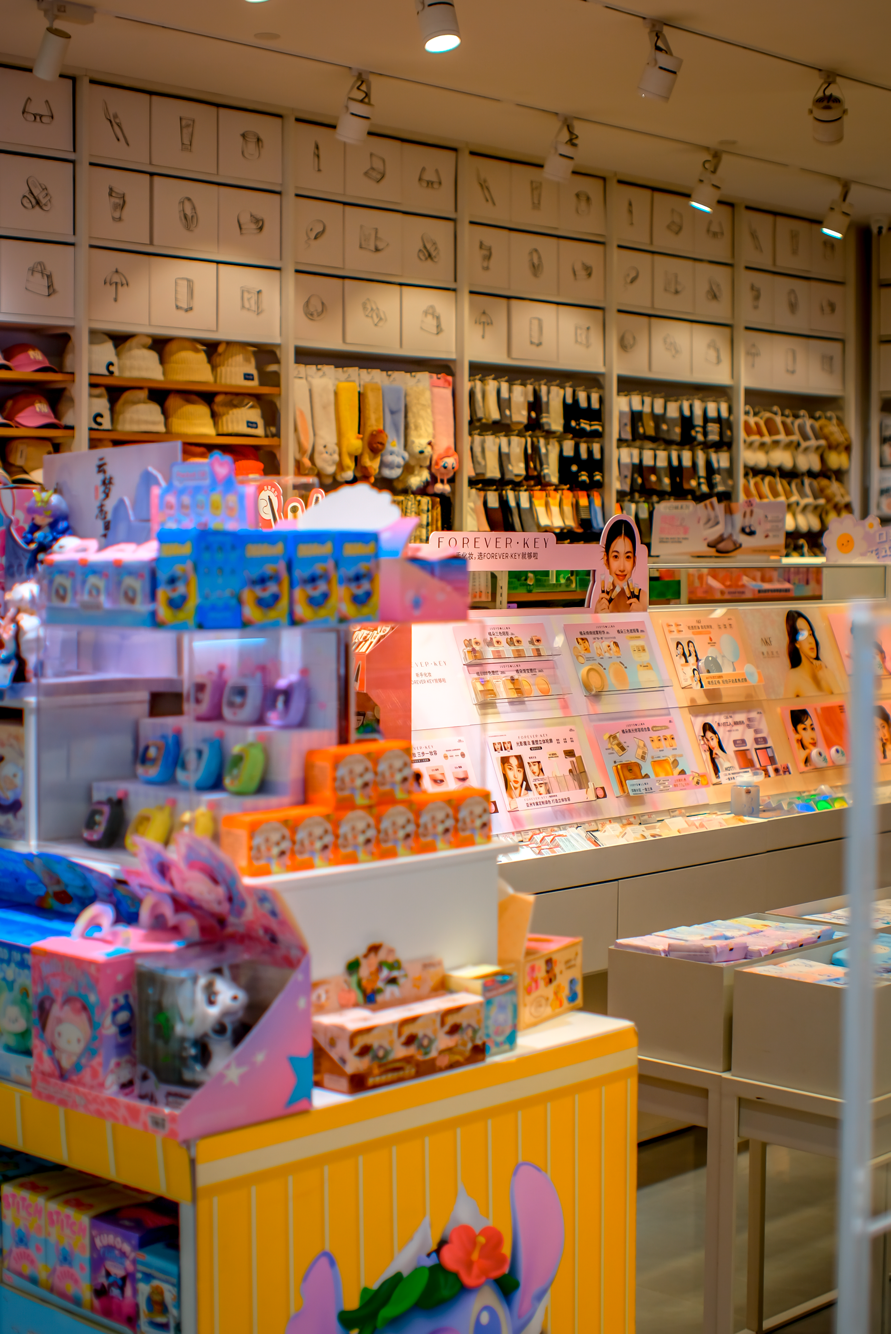 Vibrant Toy and Stationery Store Interior · Free Stock Photo