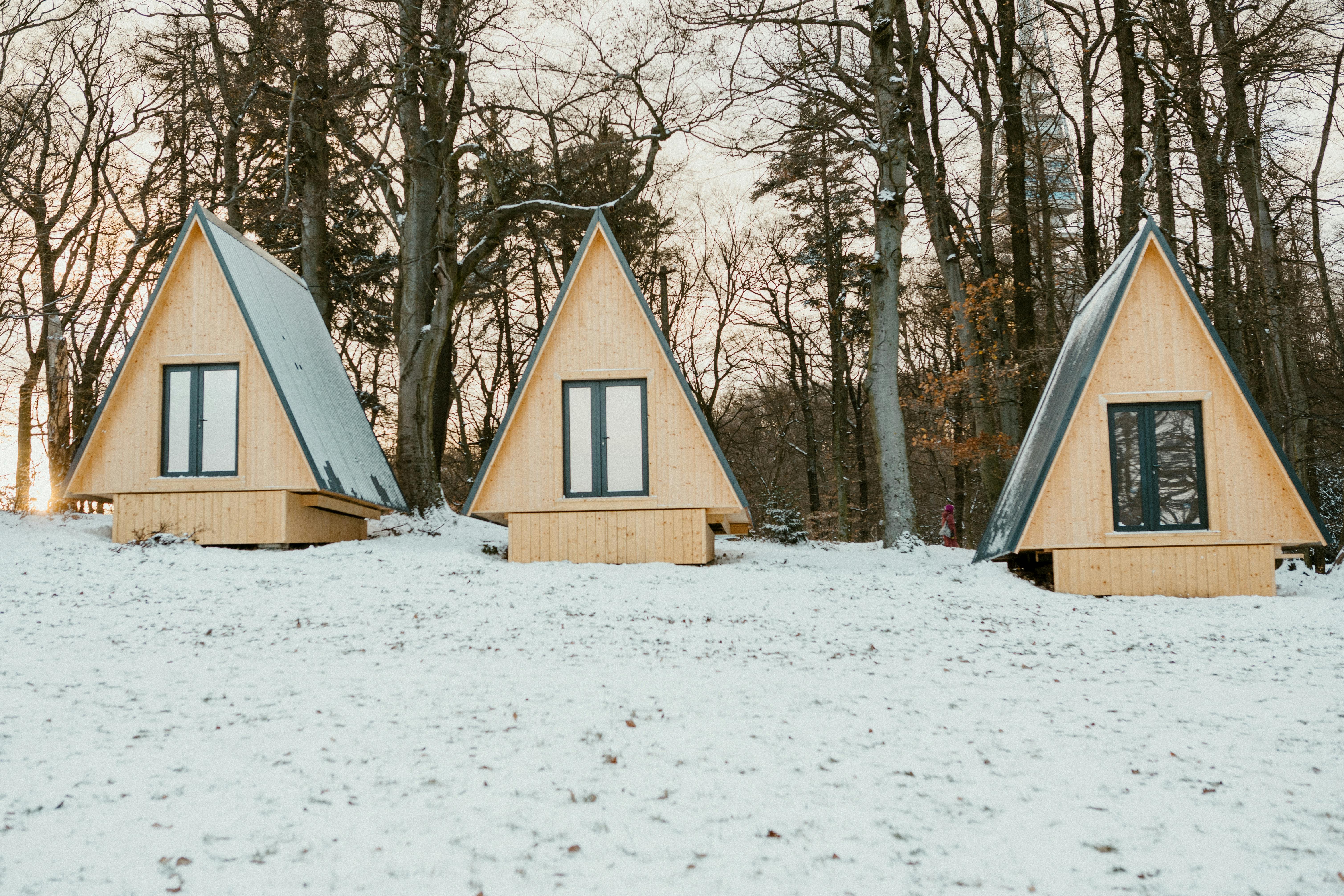 Remote Cabin Getaways: Discover the Benefits of Escaping Nature