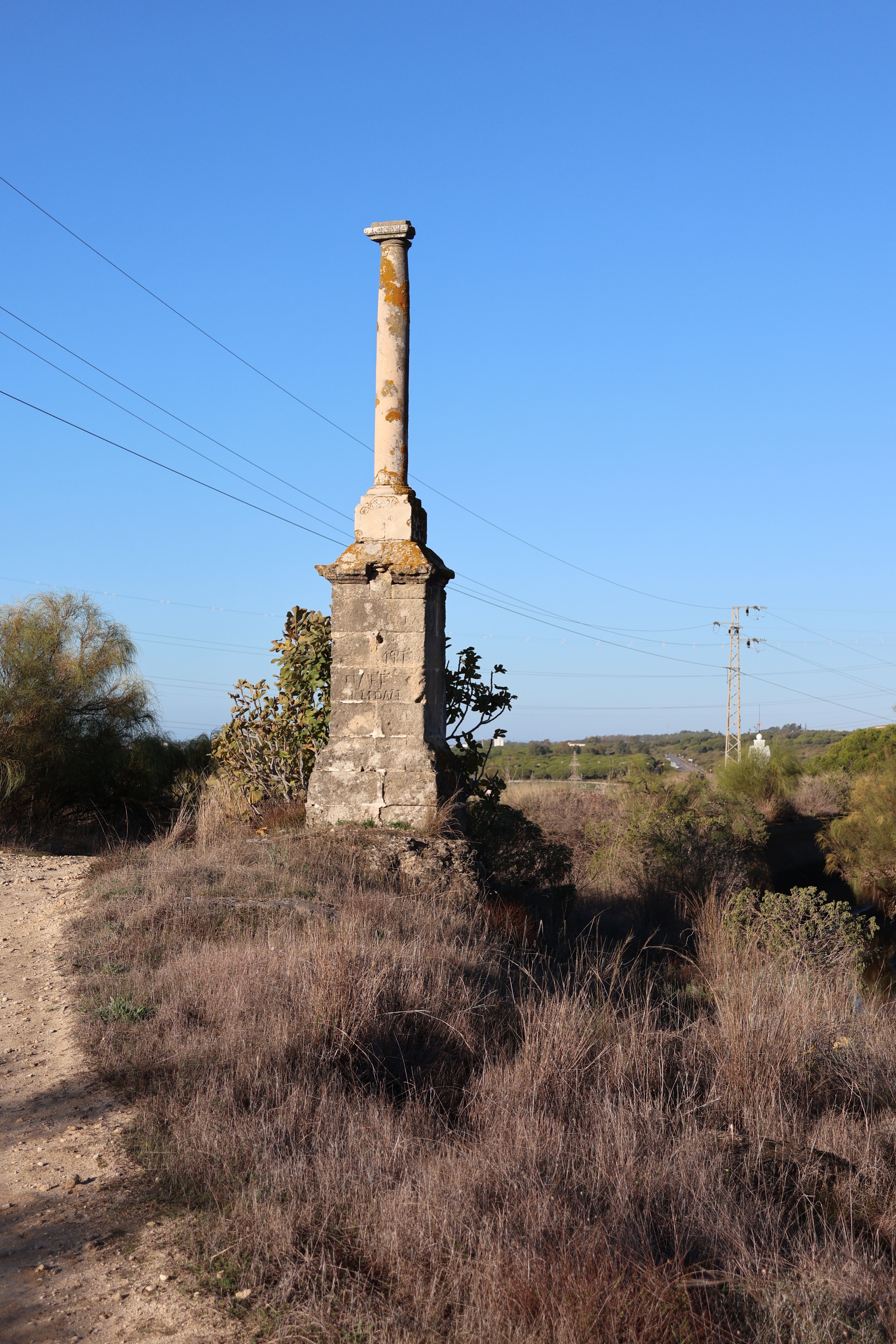 Historic Roman Column in El Puerto de Santa María · Free Stock Photo