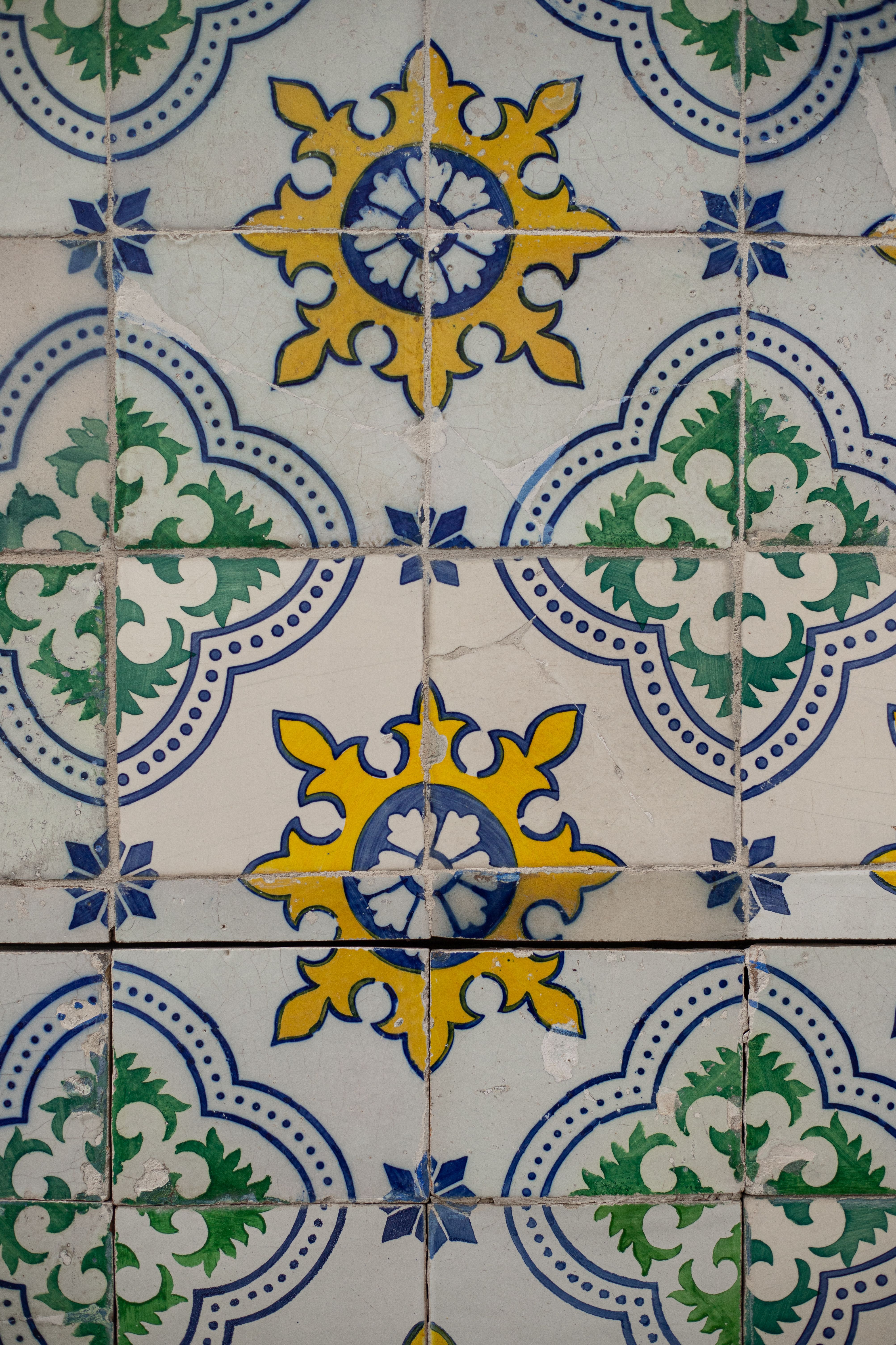 Colorful Traditional Portuguese Azulejo Tiles · Free Stock Photo
