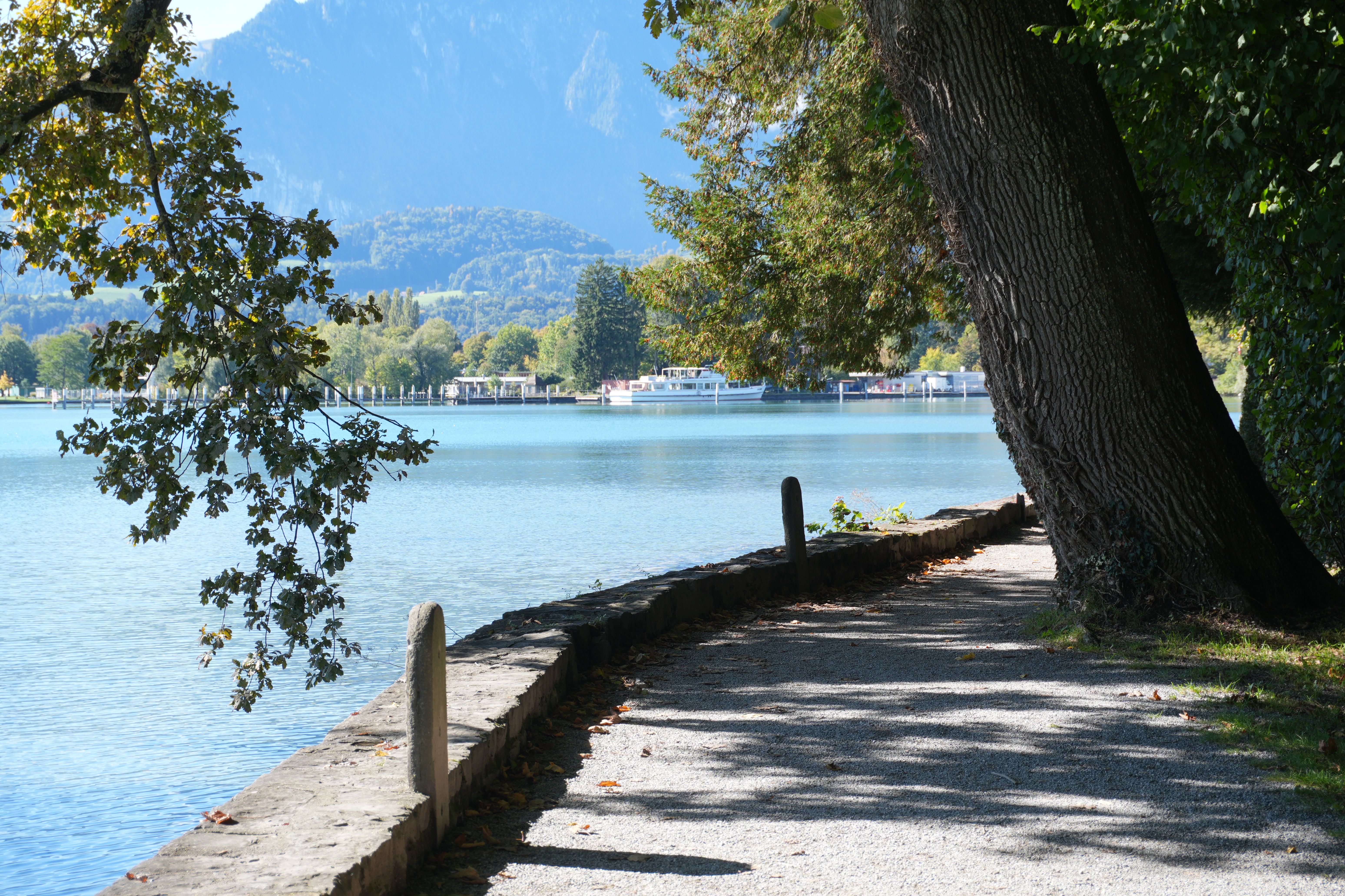 Britons to use e-gates in Switzerland as Starmer seals £5.2bn trade deal