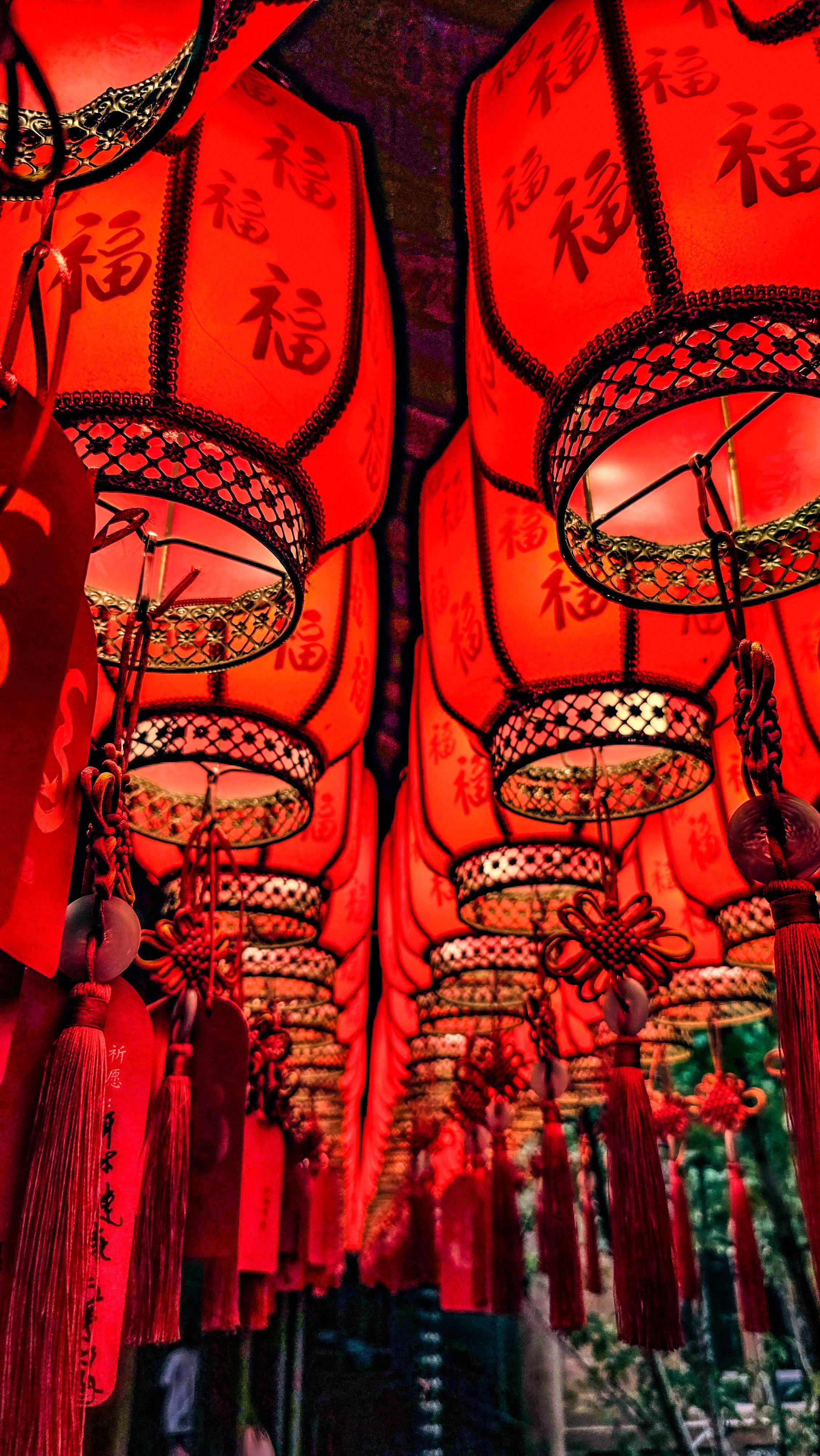 Traditional Red Lanterns in Asian Architecture · Free Stock Photo