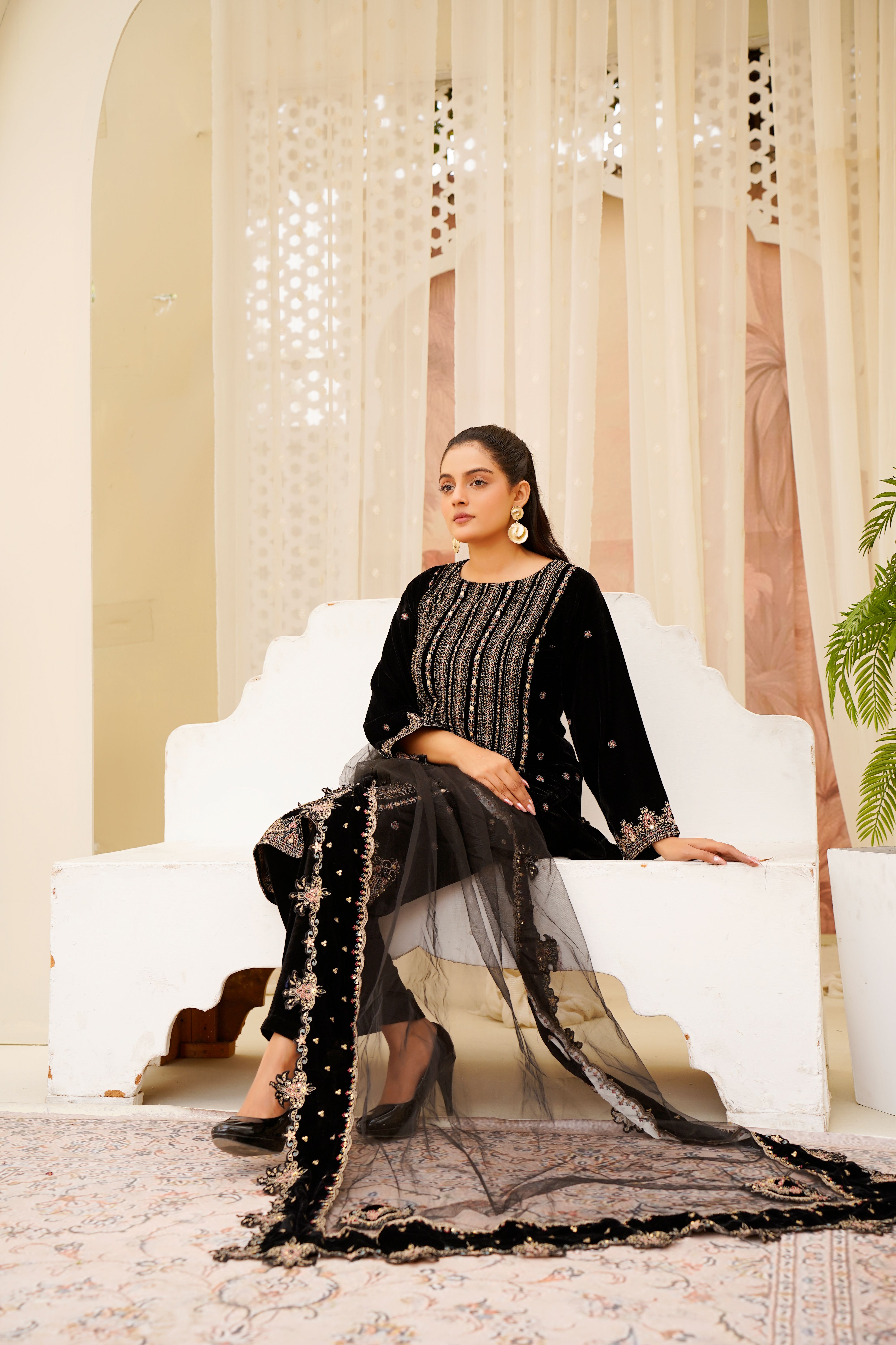 Elegant Woman in Traditional Pakistani Attire · Free Stock Photo
