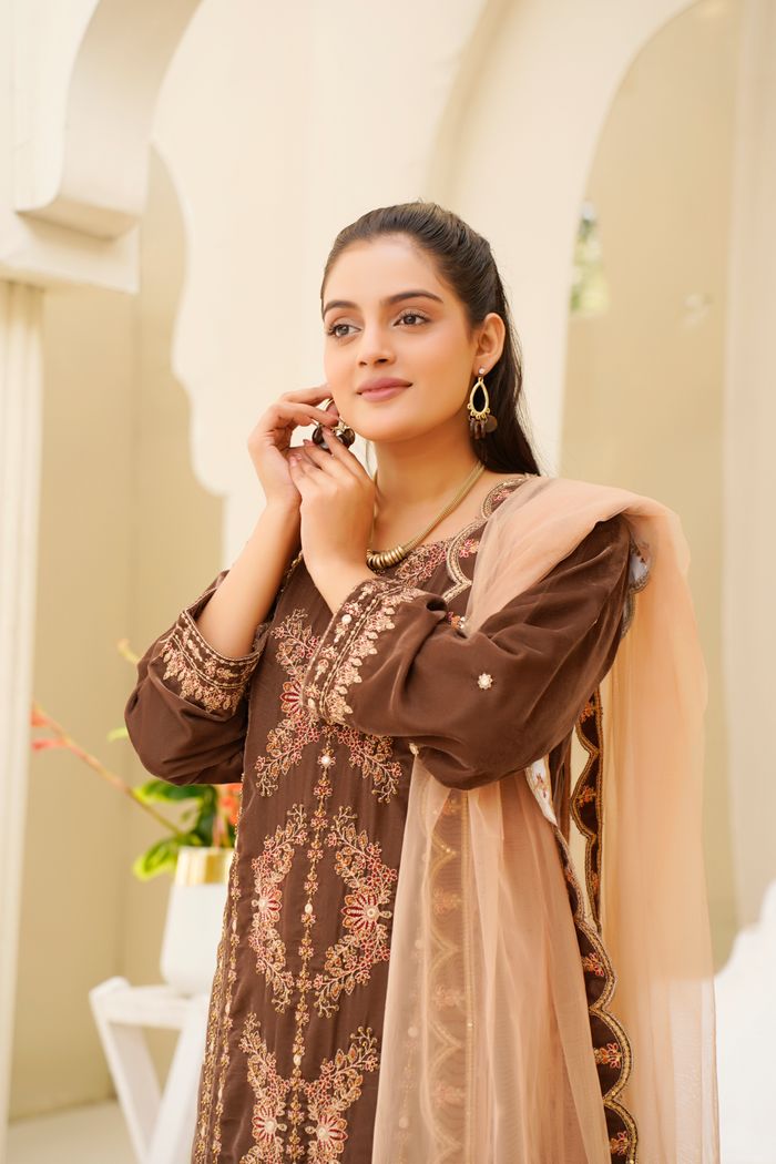 Sample Pakistani woman