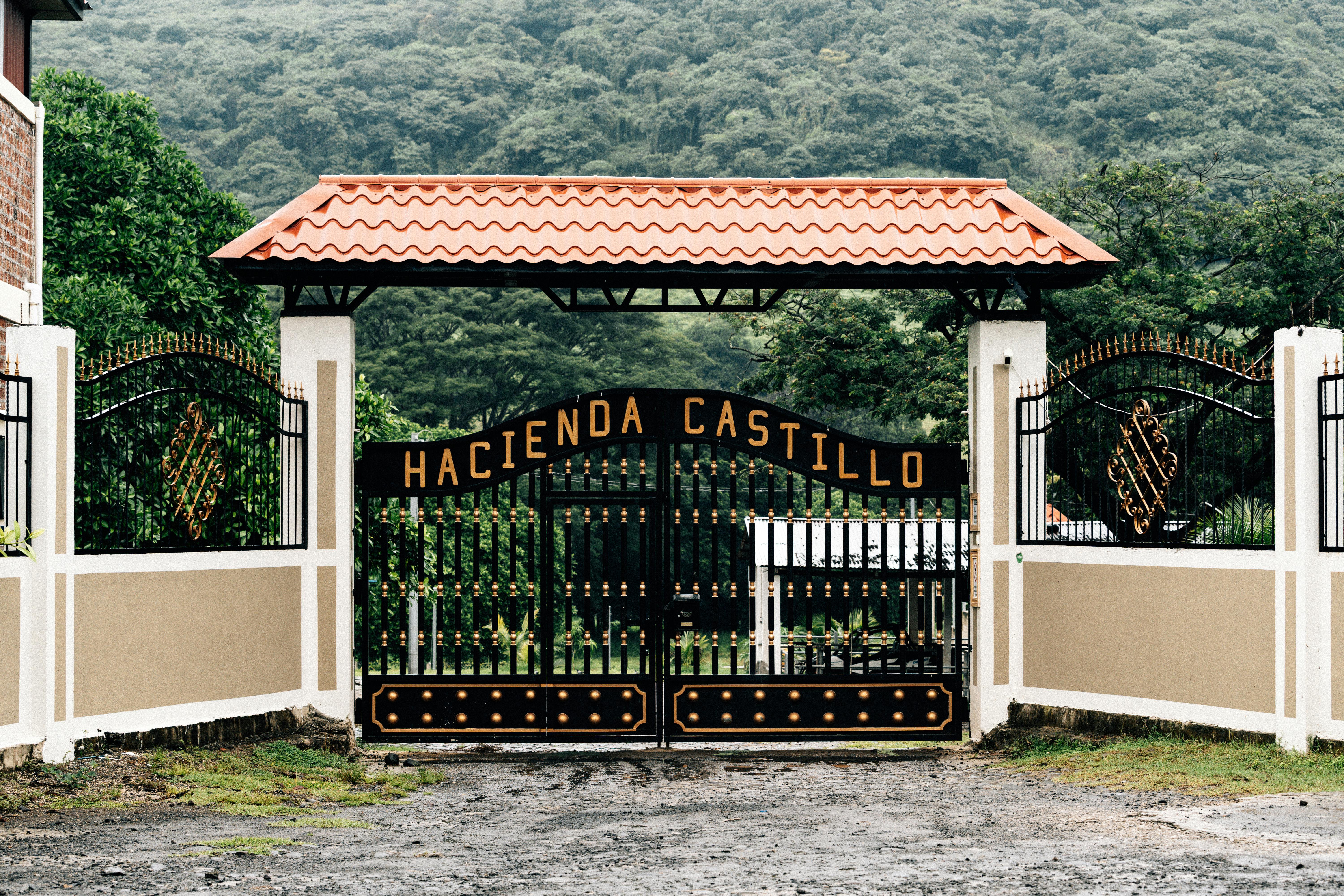 Landmarks in Villa Cerro Castillo