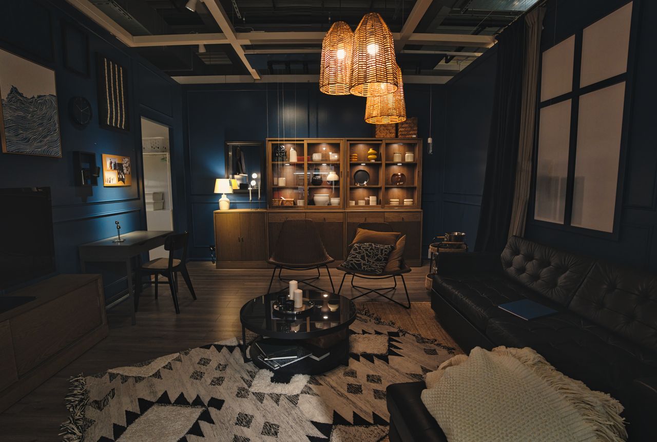 Furniture & delivery Cubert — removals work in progress