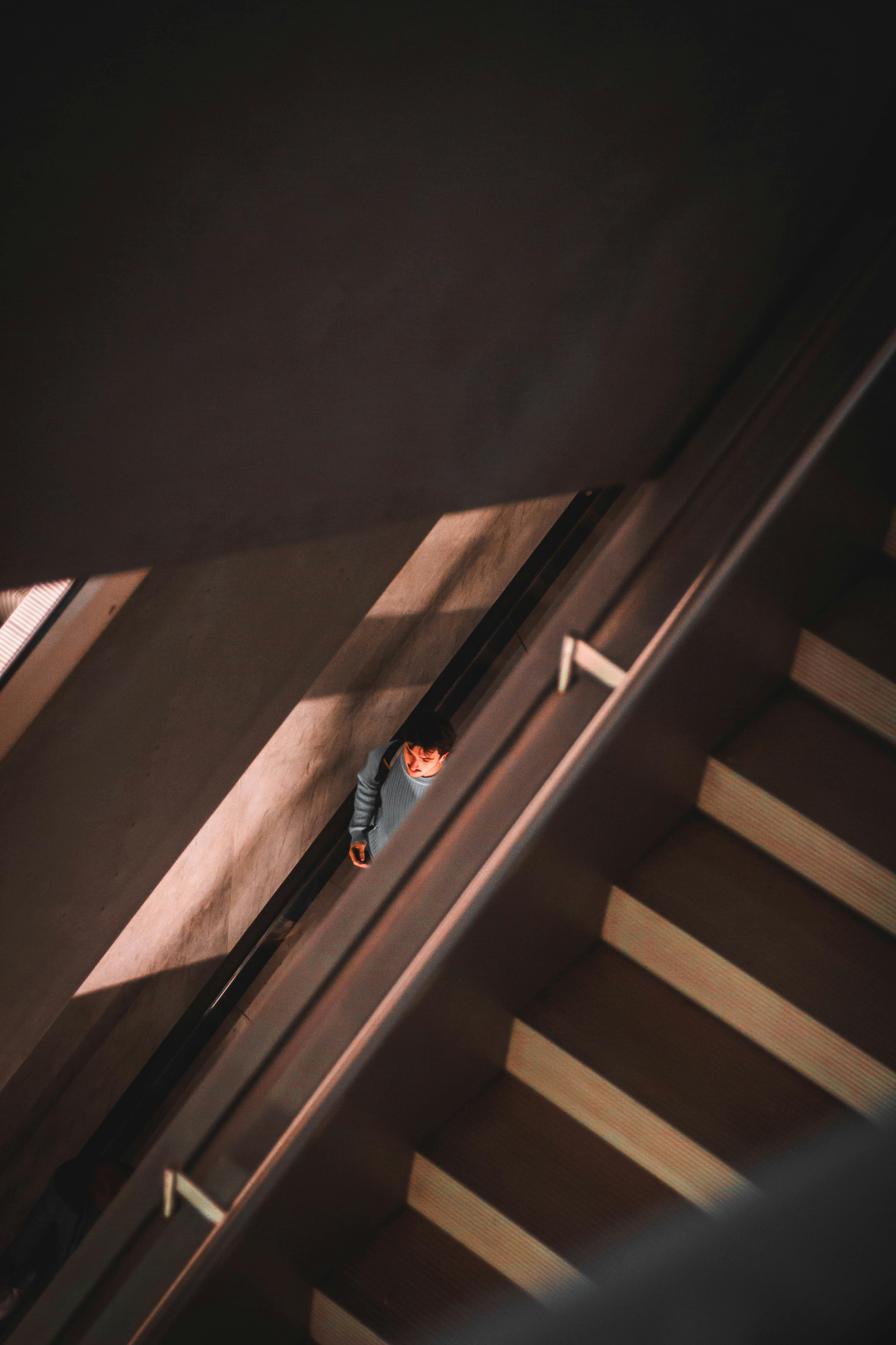 Gratis Foto stok gratis #dalam, anak muda, arah Foto Stok