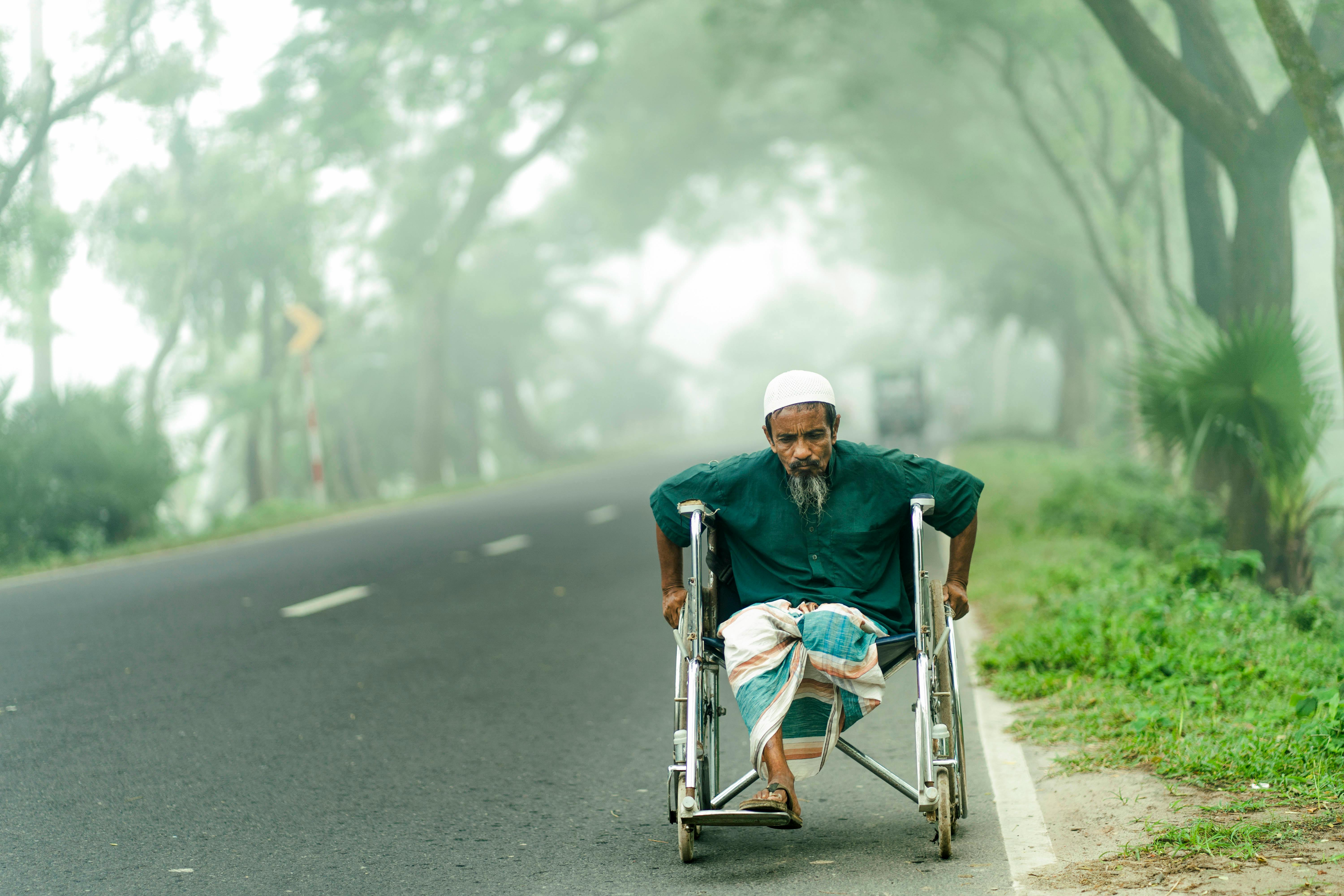 臺東表揚10名績優老人家關員 推動安全高齡生活環境
