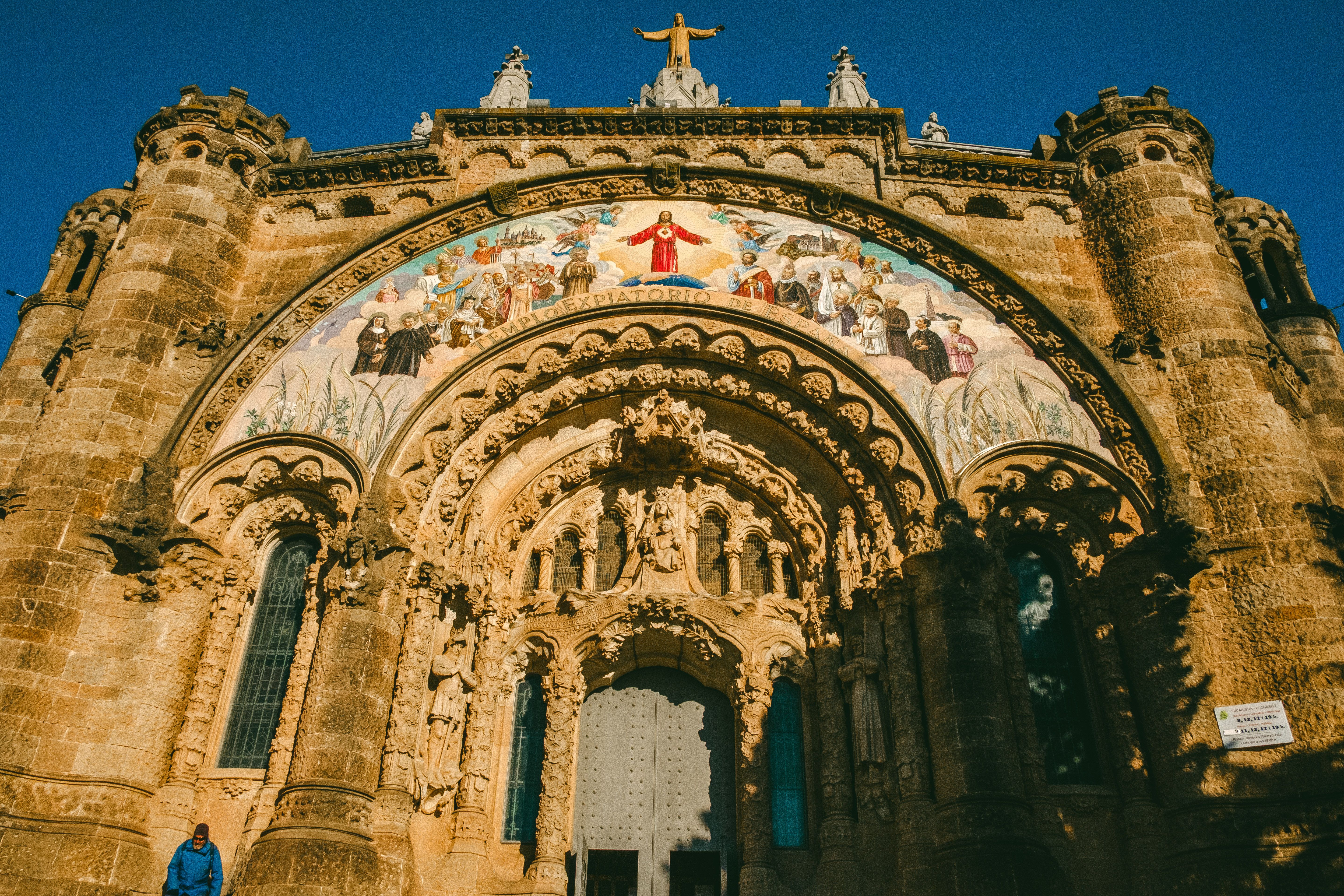 Barcelona Car Rental for Art Lovers: Your Ultimate Guide