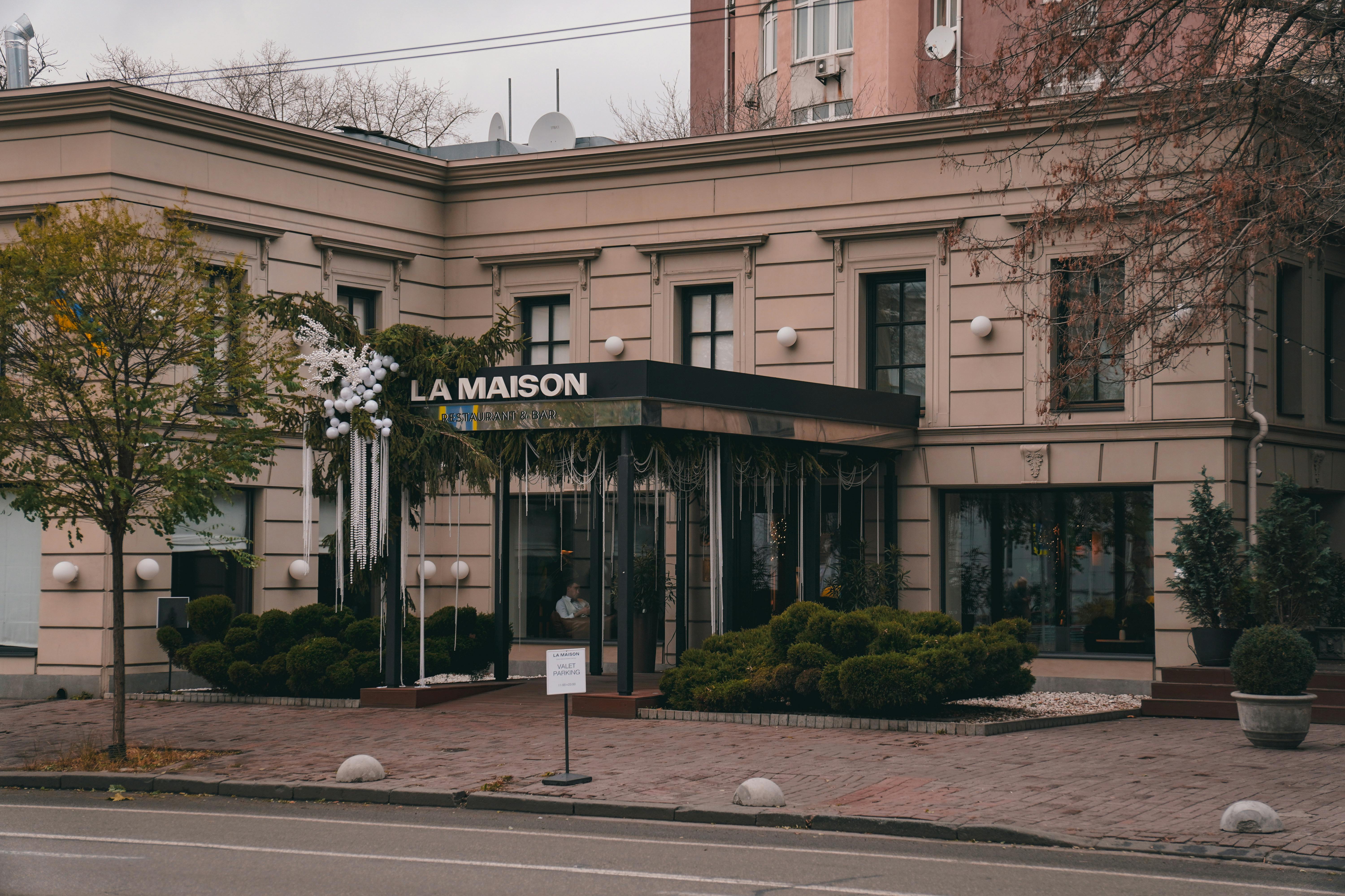 pexels-photo-34943322.jpeg?auto=compress&cs=tinysrgb&h=650&w=940